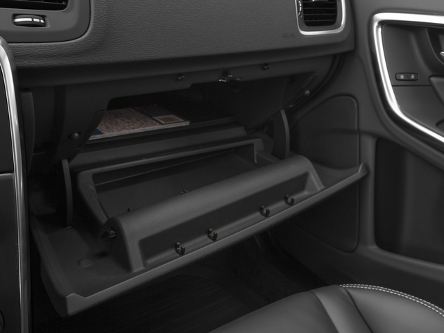 2016 Volvo S60 T6 Drive-E Platinum