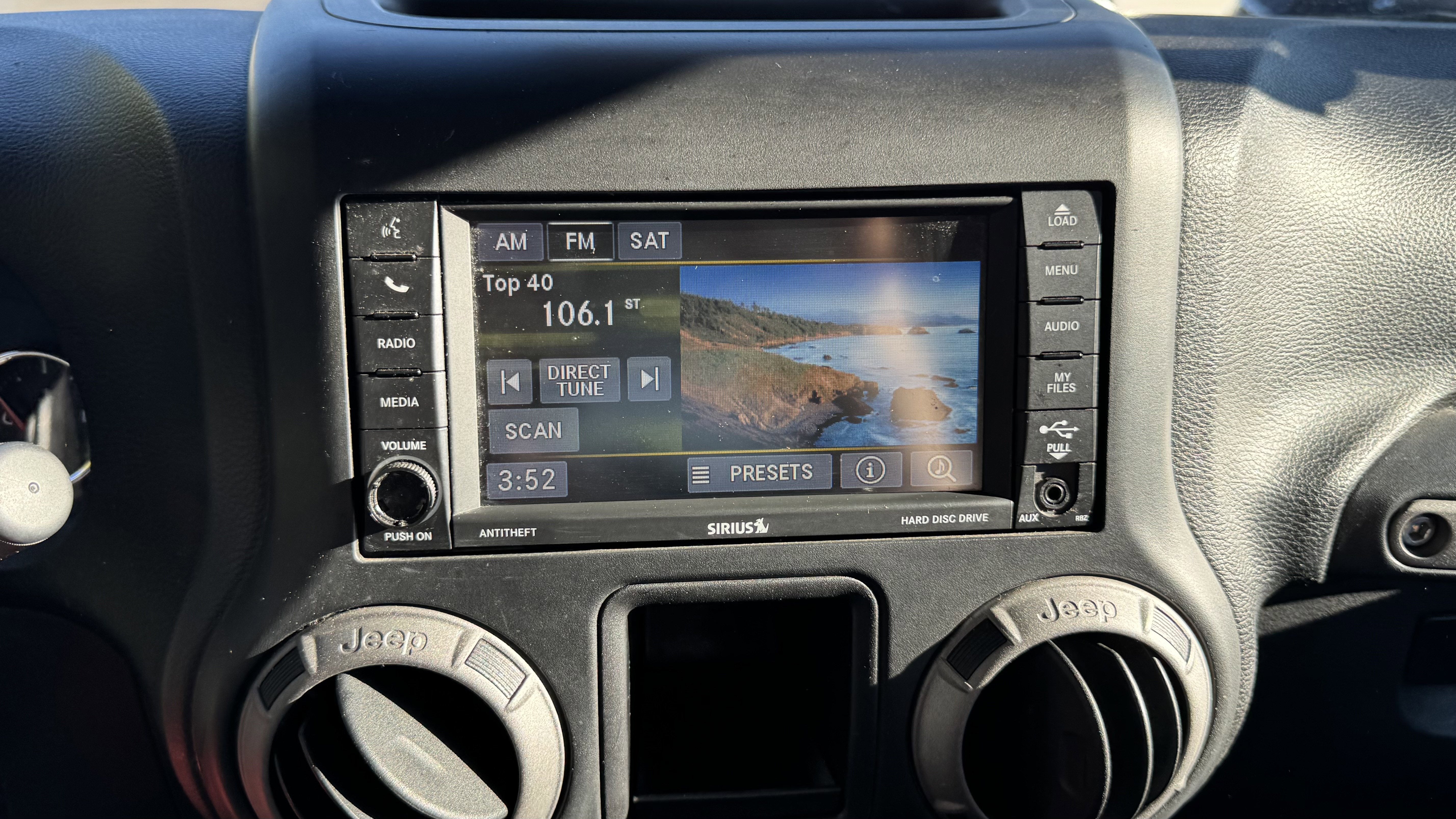 2016 Jeep Wrangler Unlimited Willys Wheeler