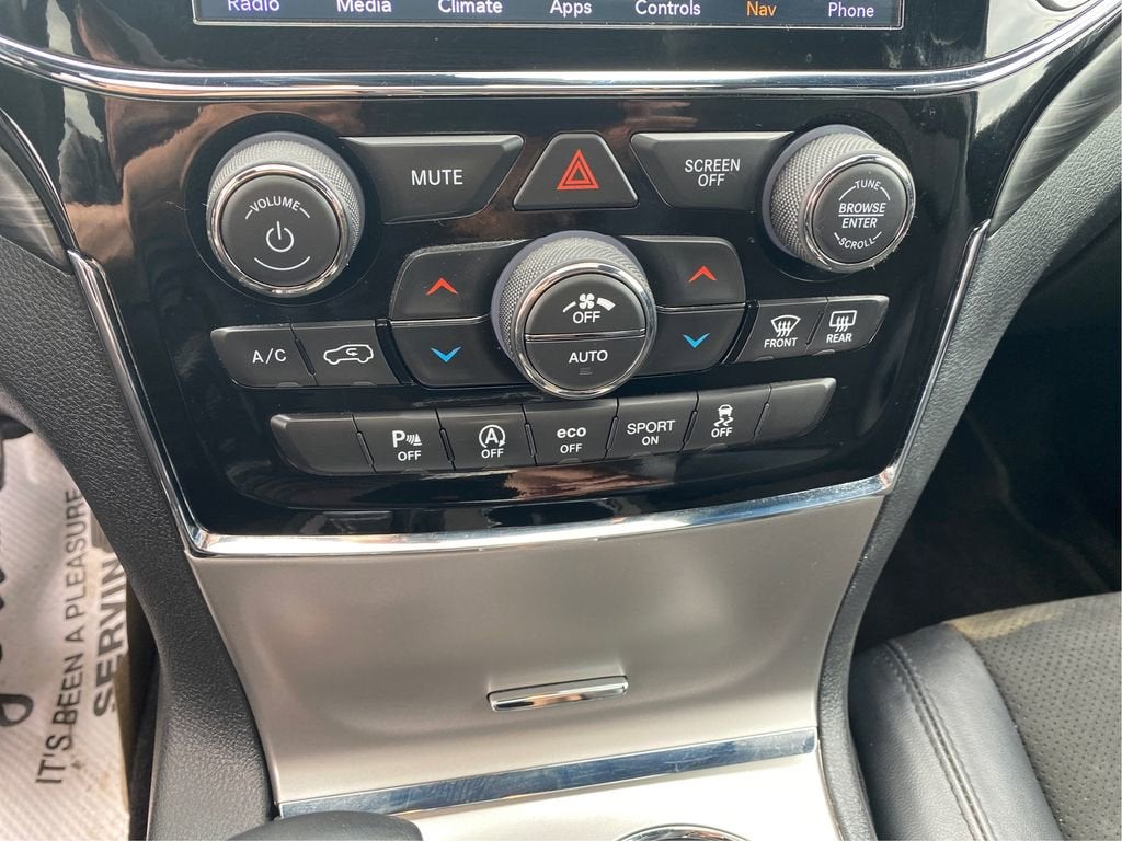 2019 Jeep Grand Cherokee Laredo