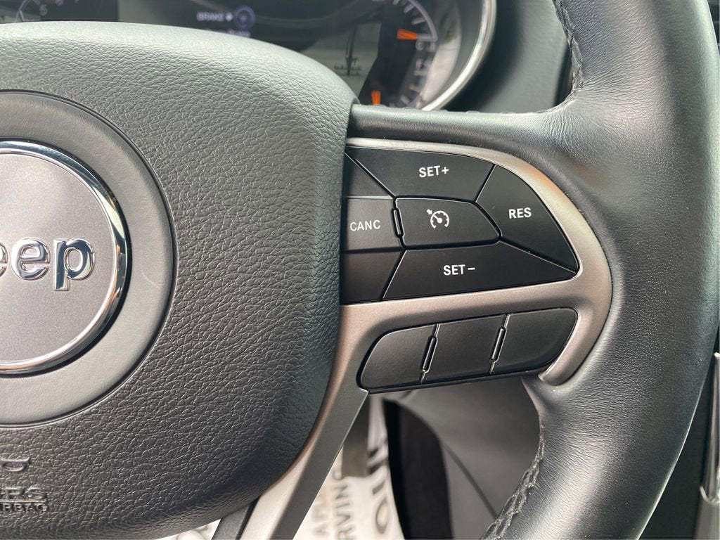 2019 Jeep Grand Cherokee Laredo