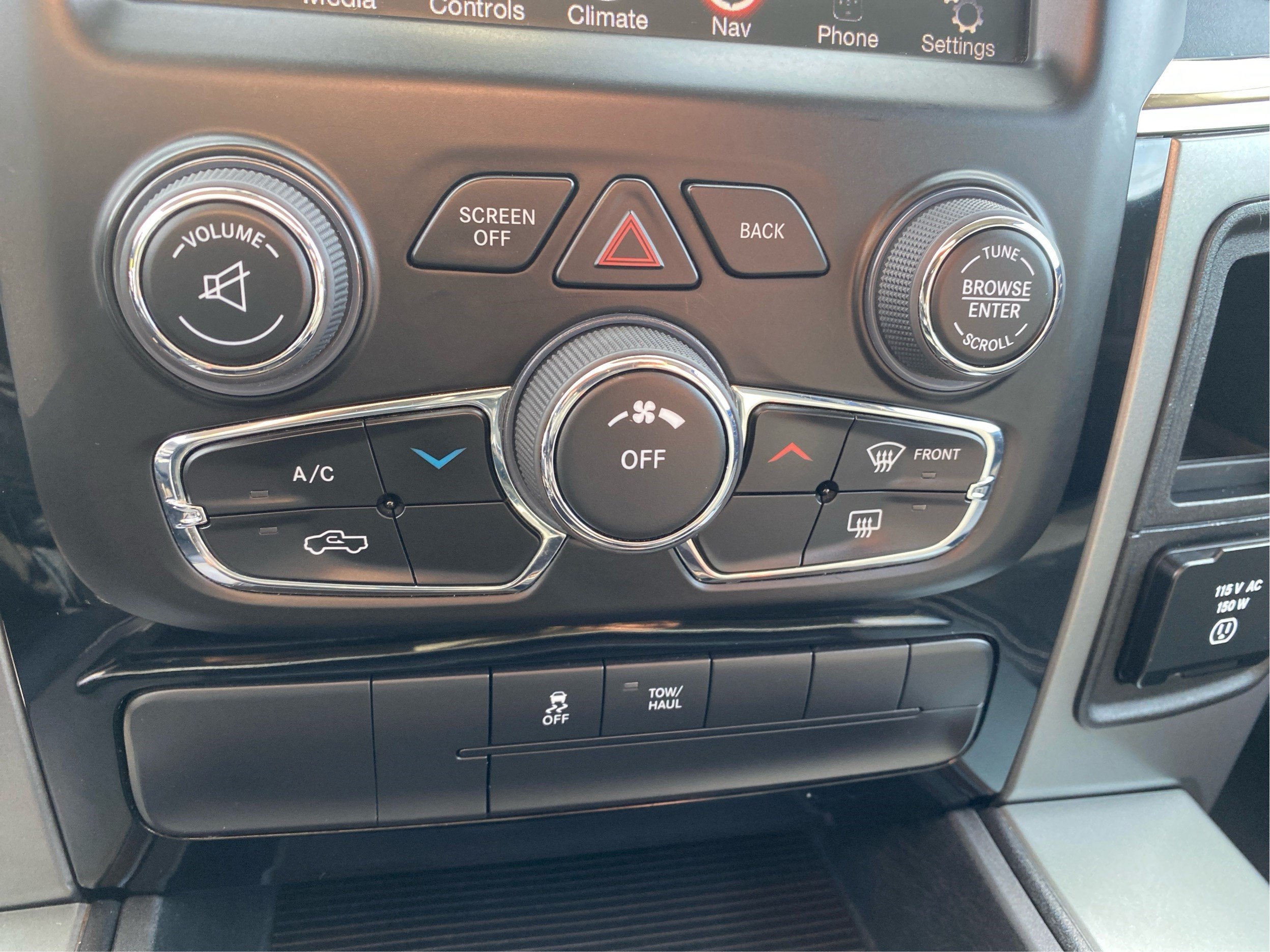 2014 RAM 1500 Sport