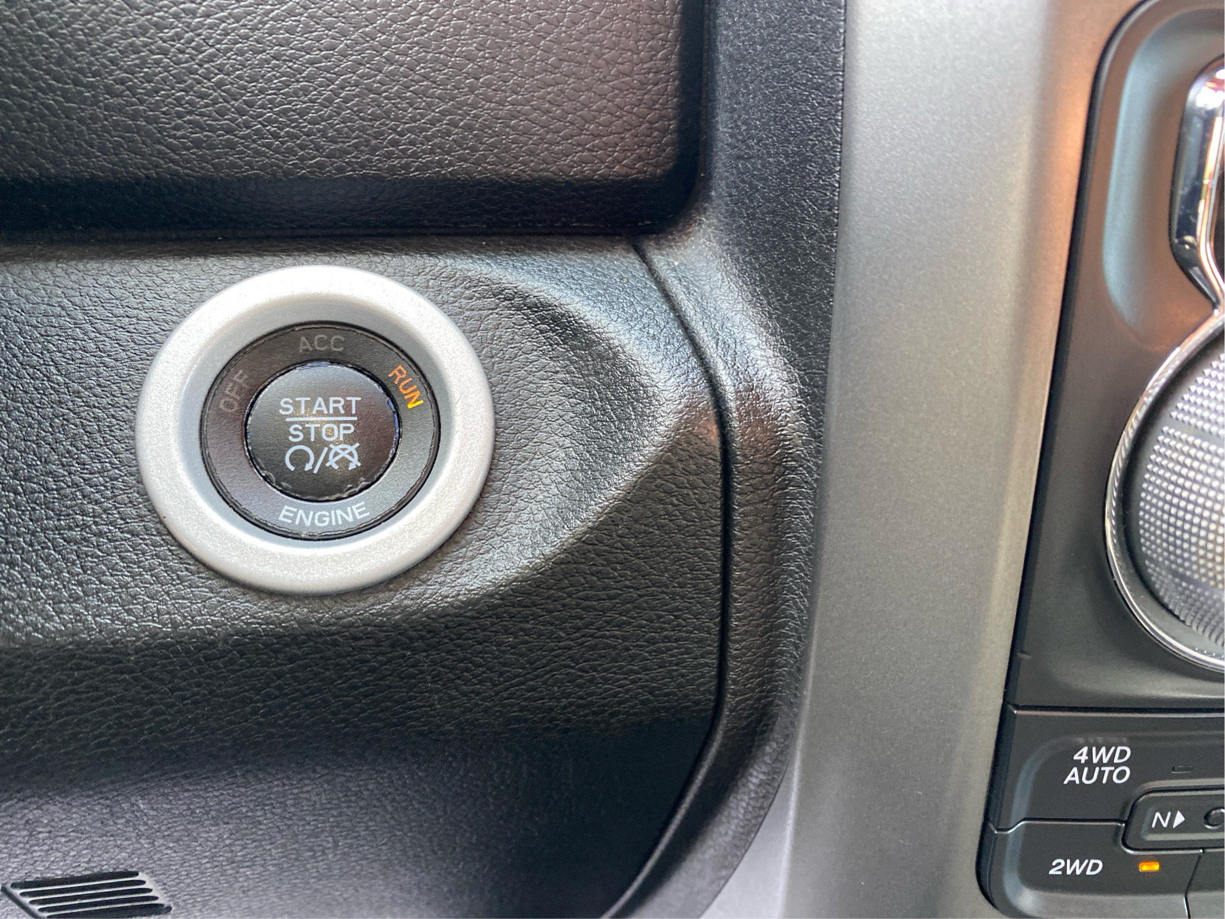 2014 RAM 1500 Sport