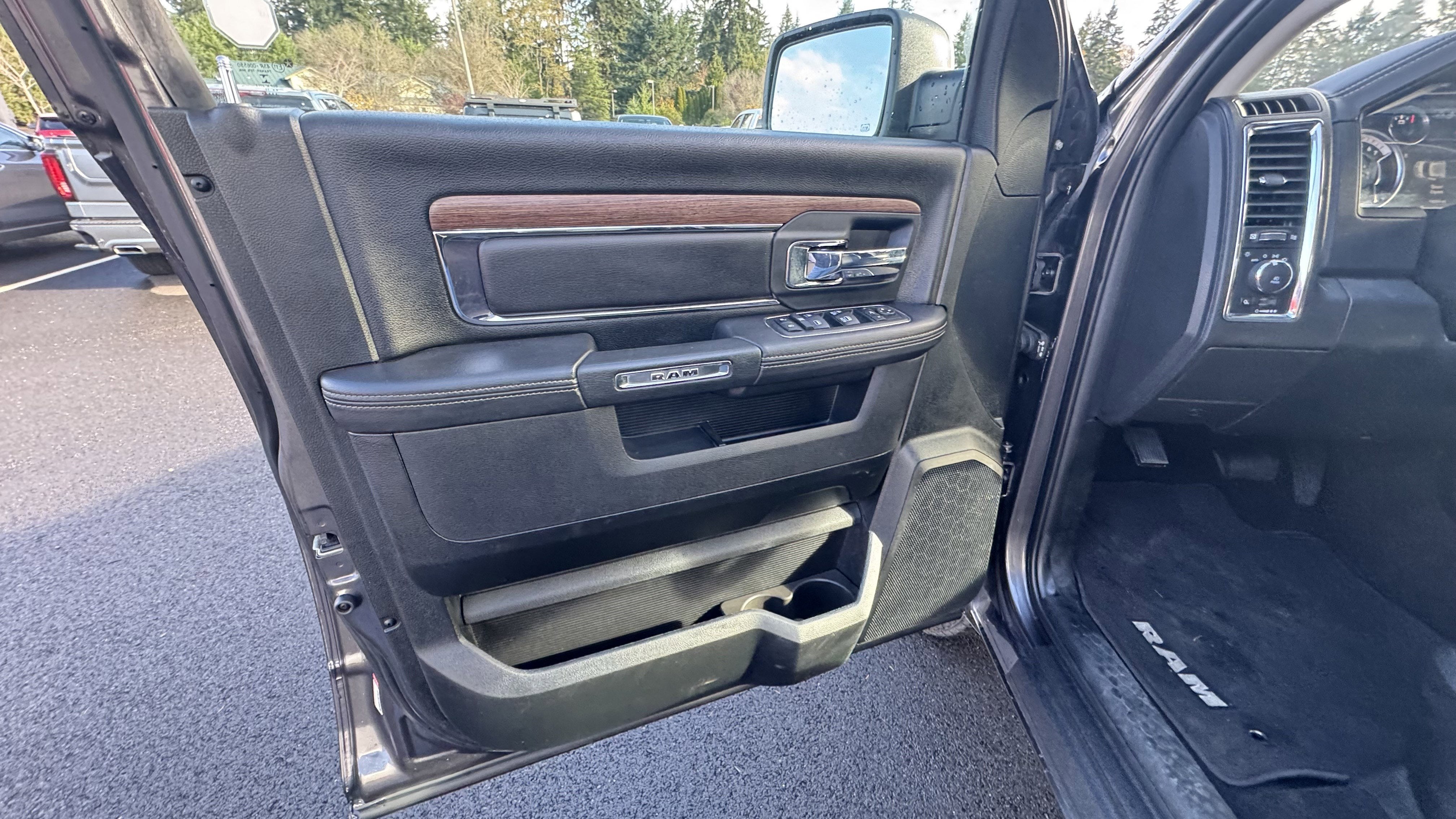 2017 RAM 1500 Laramie