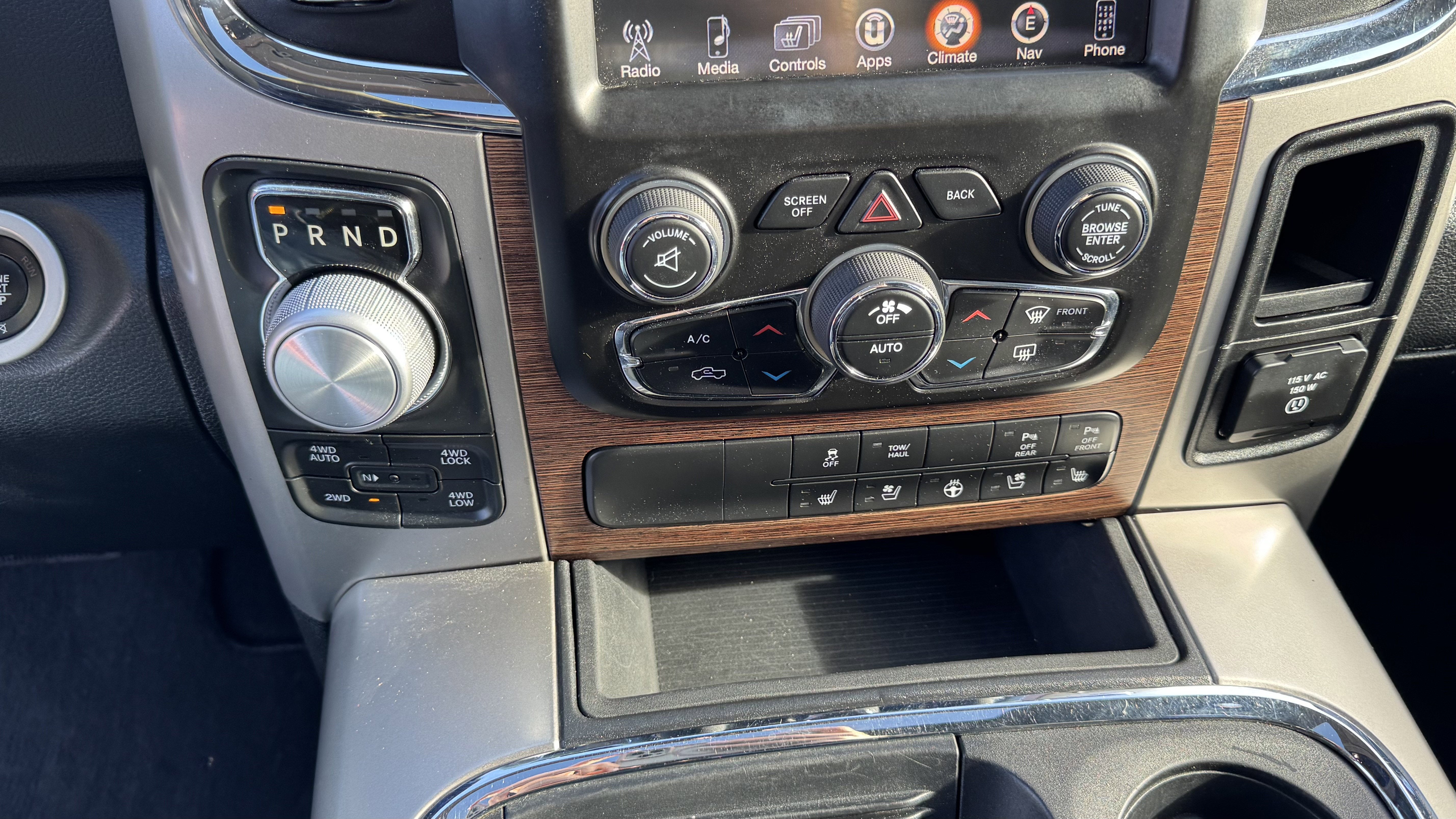 2017 RAM 1500 Laramie