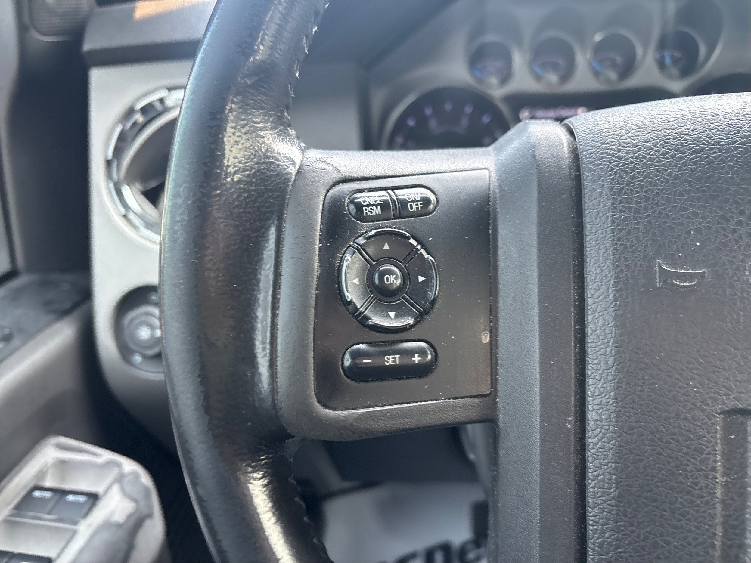 2013 Ford F-350 LARIAT