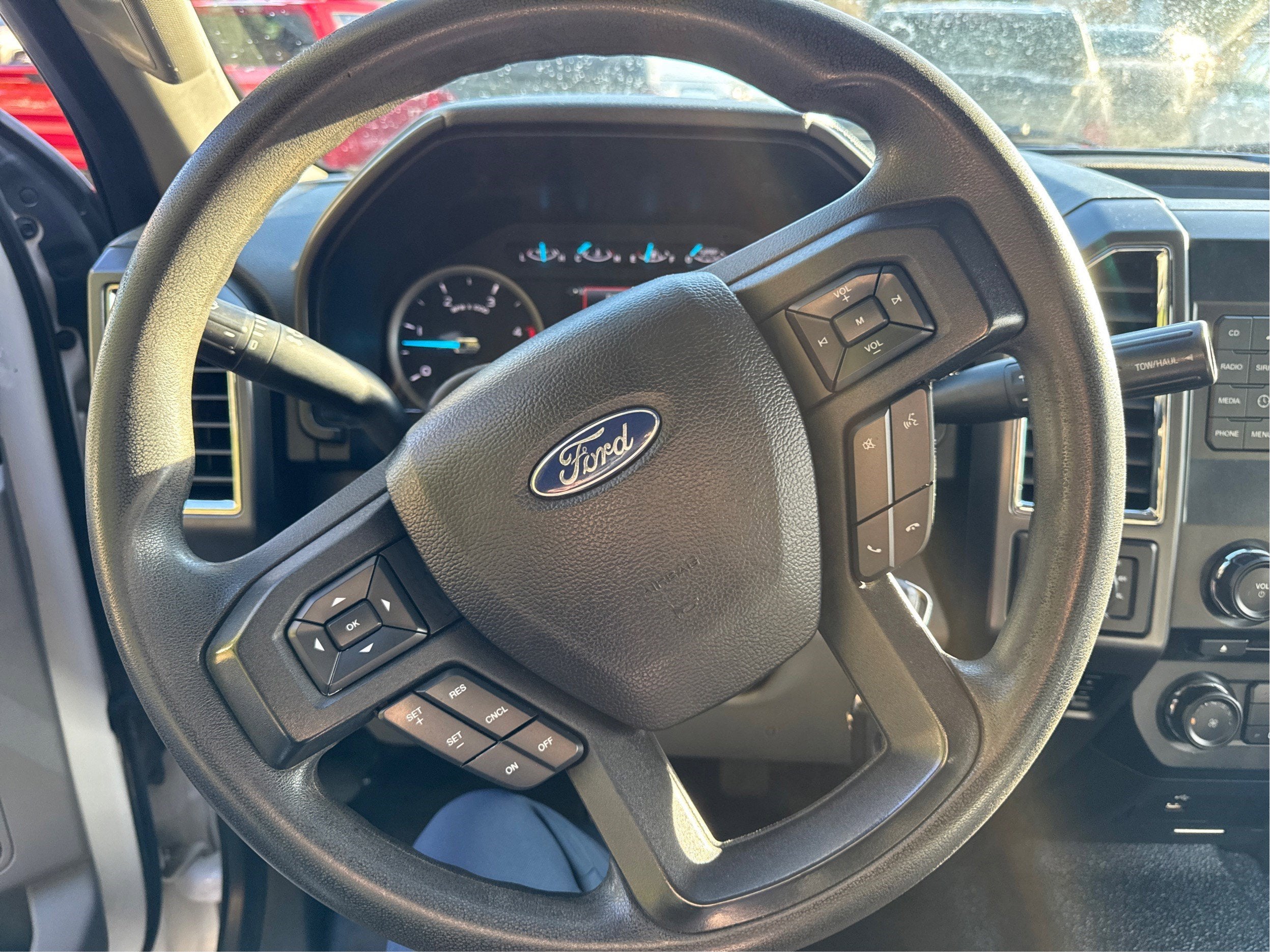 2018 Ford Super Duty F-350 SRW XL