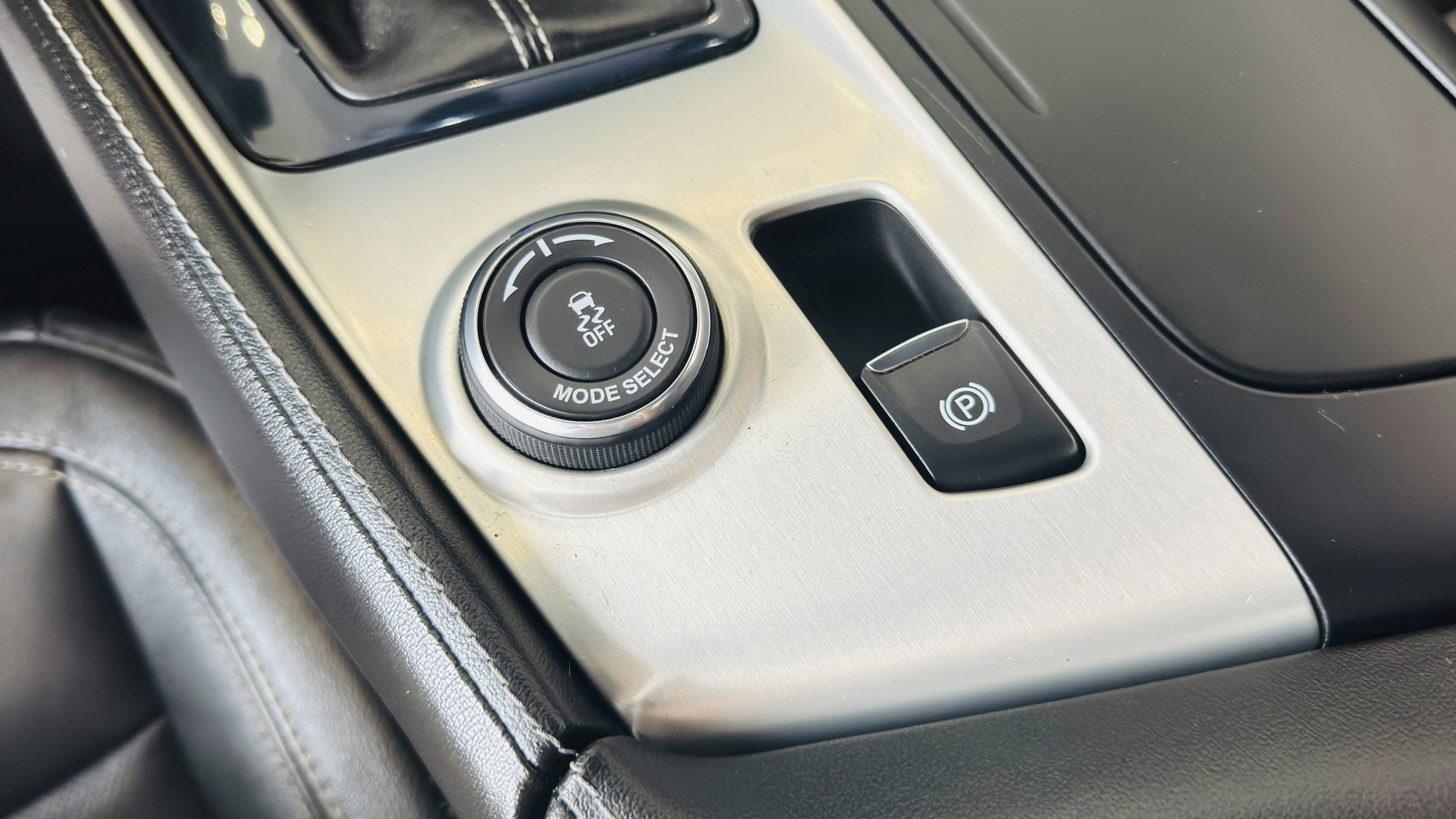 2015 Chevrolet Corvette Stingray Z51 2LT