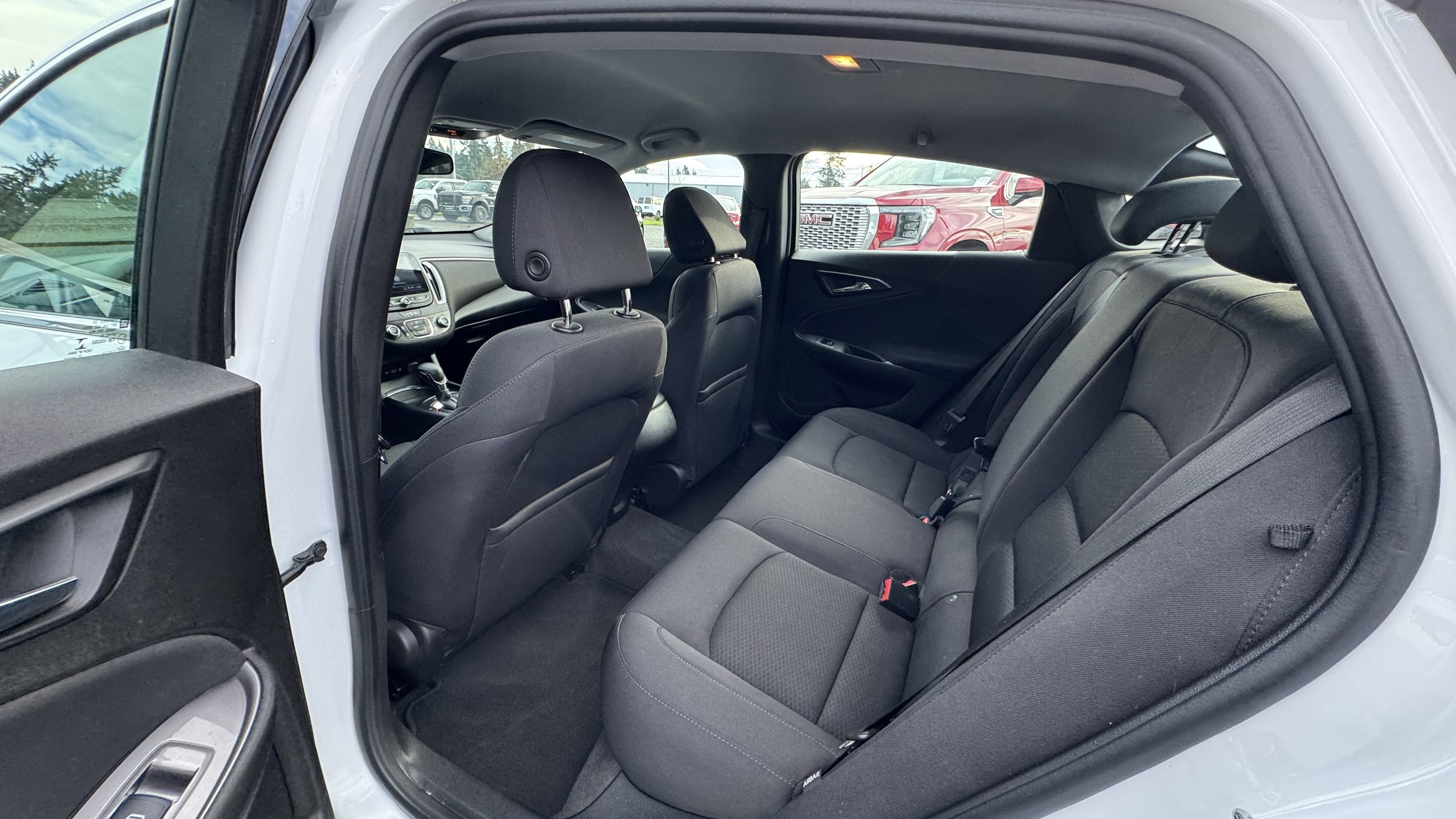 2022 Chevrolet Malibu LS