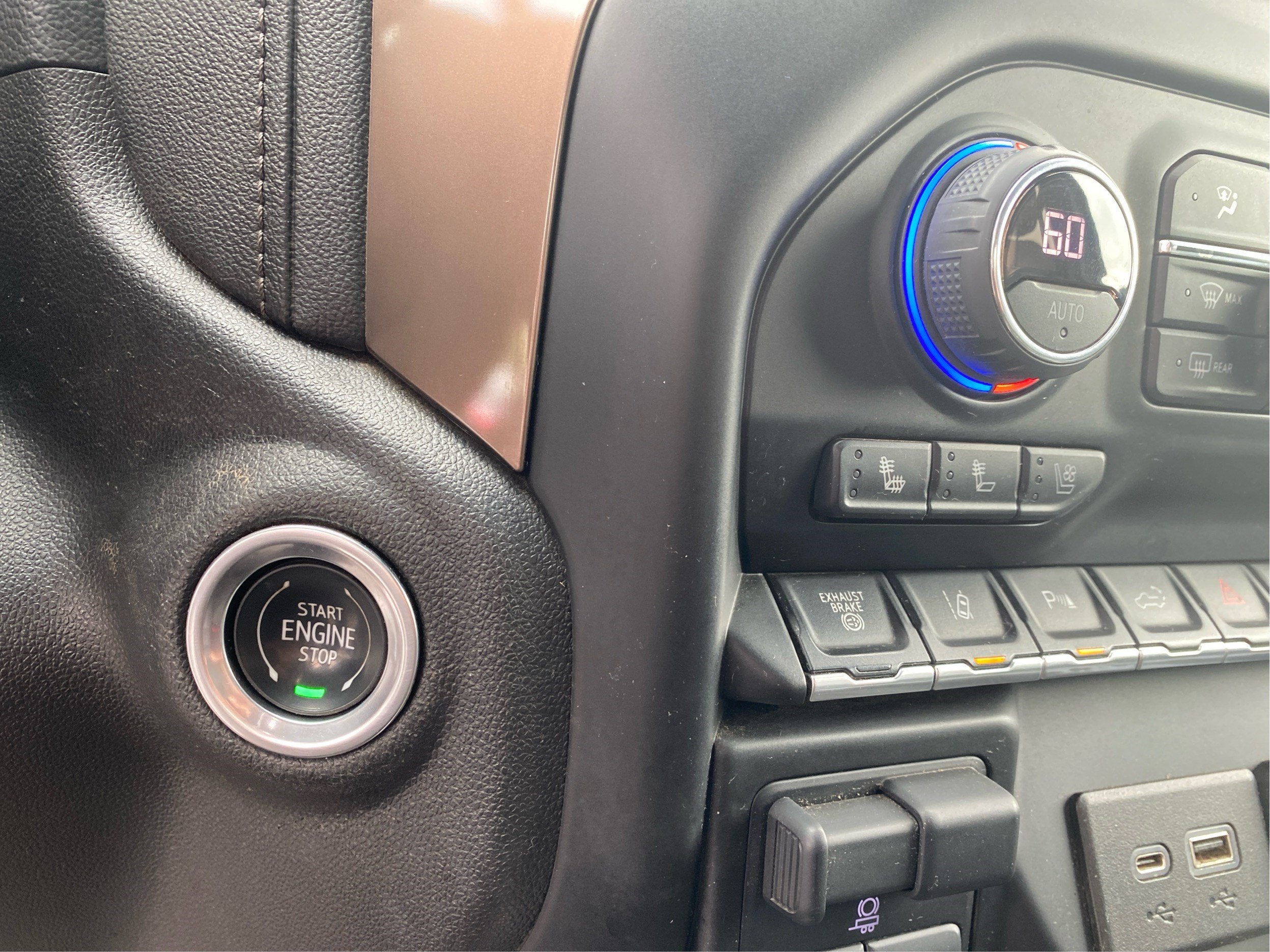 2022 Chevrolet Silverado 3500 HD High Country DRW