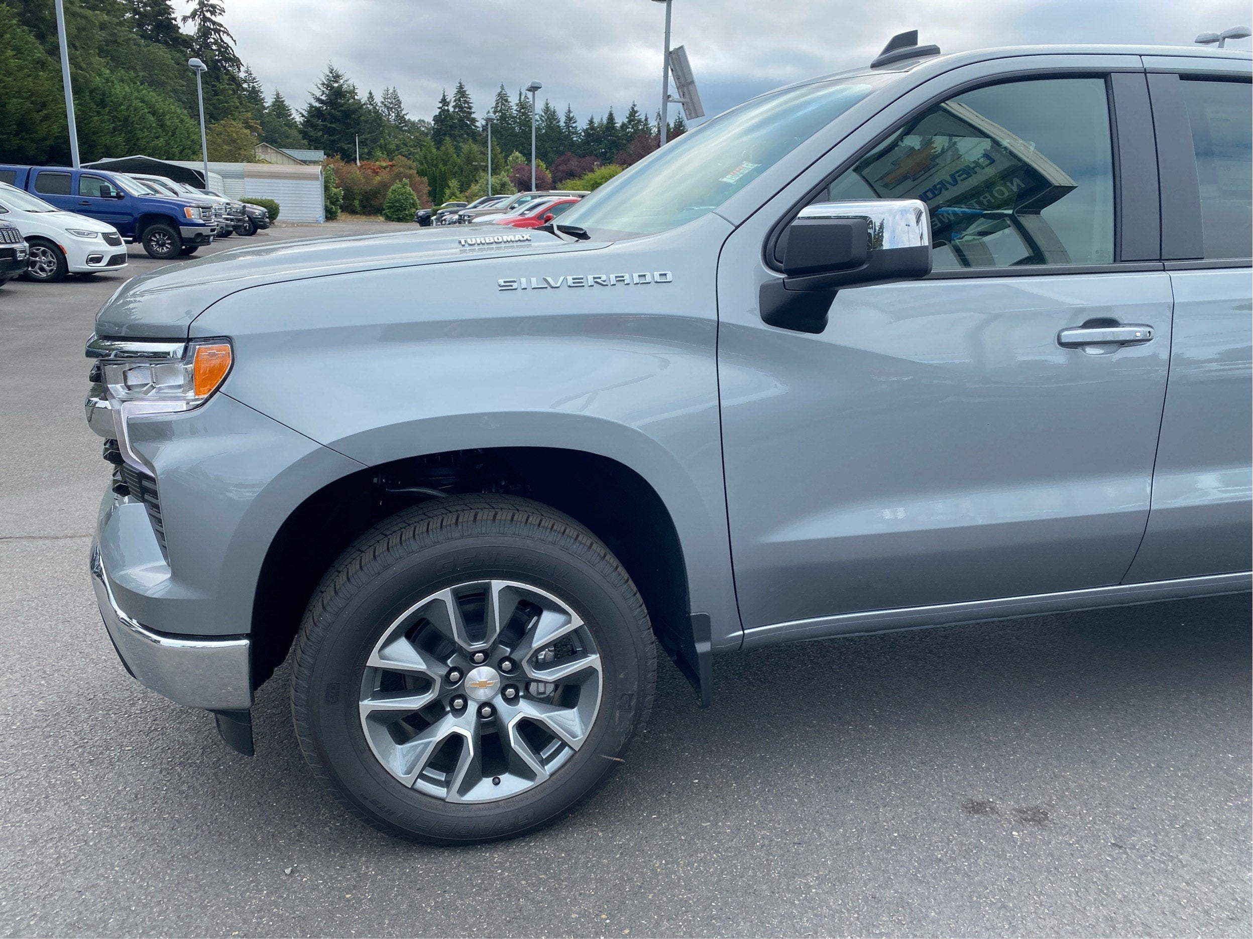2026 Chevrolet Silverado 1500 LT