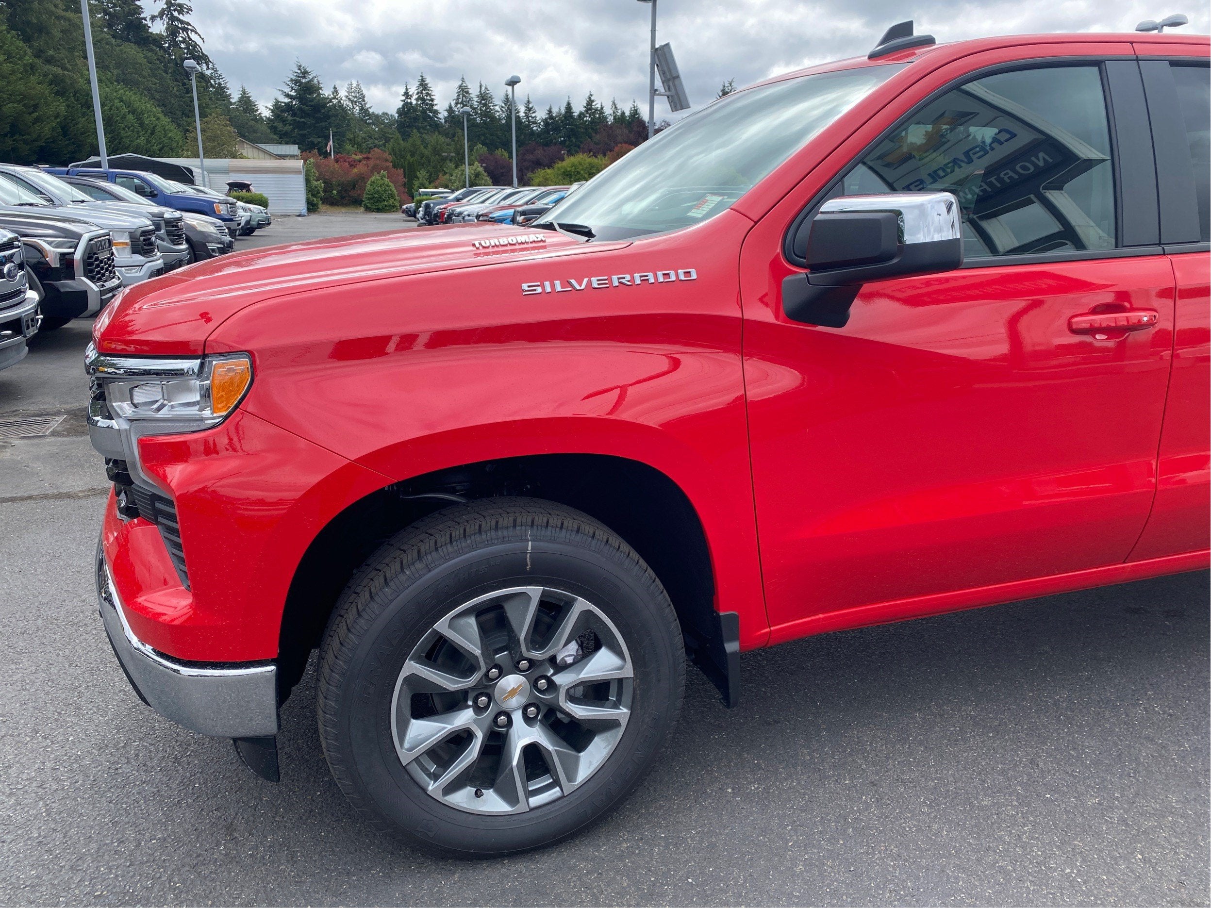 2026 Chevrolet Silverado 1500 LT