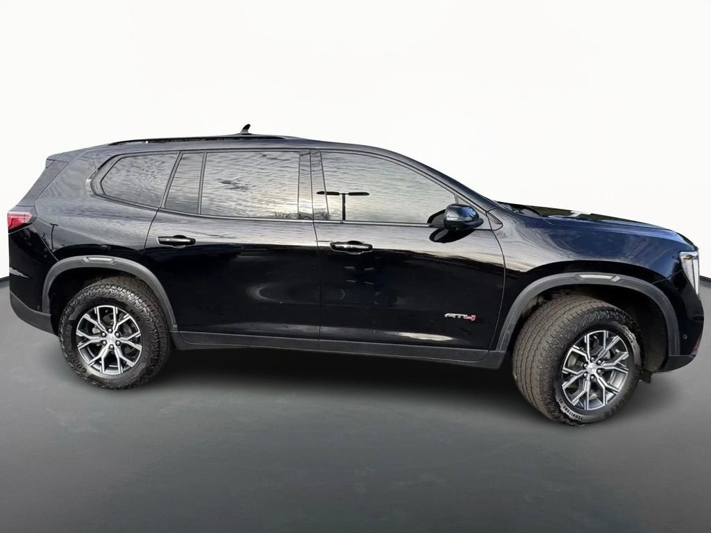 2024 GMC Acadia AT4