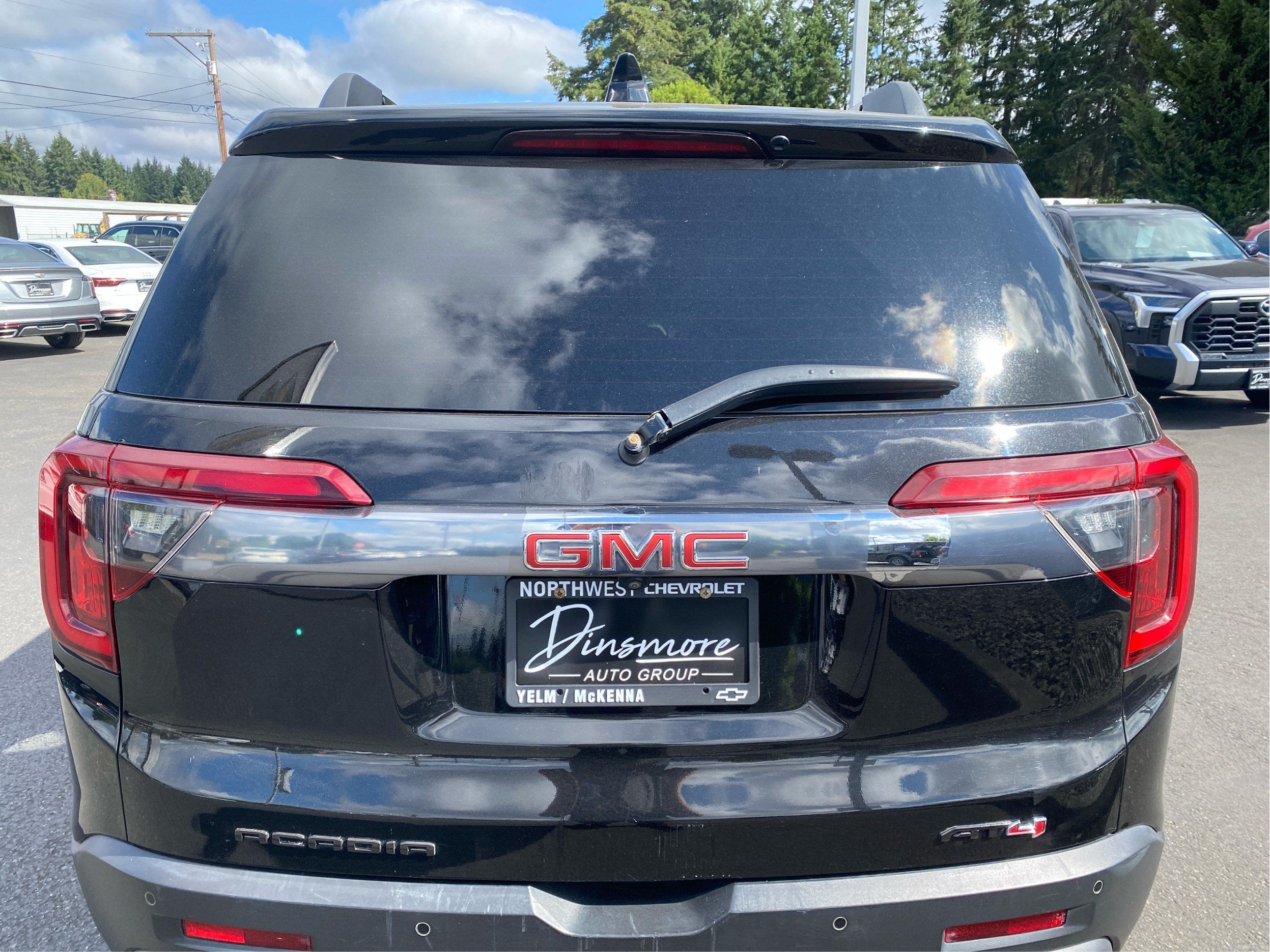 2021 GMC Acadia AT4