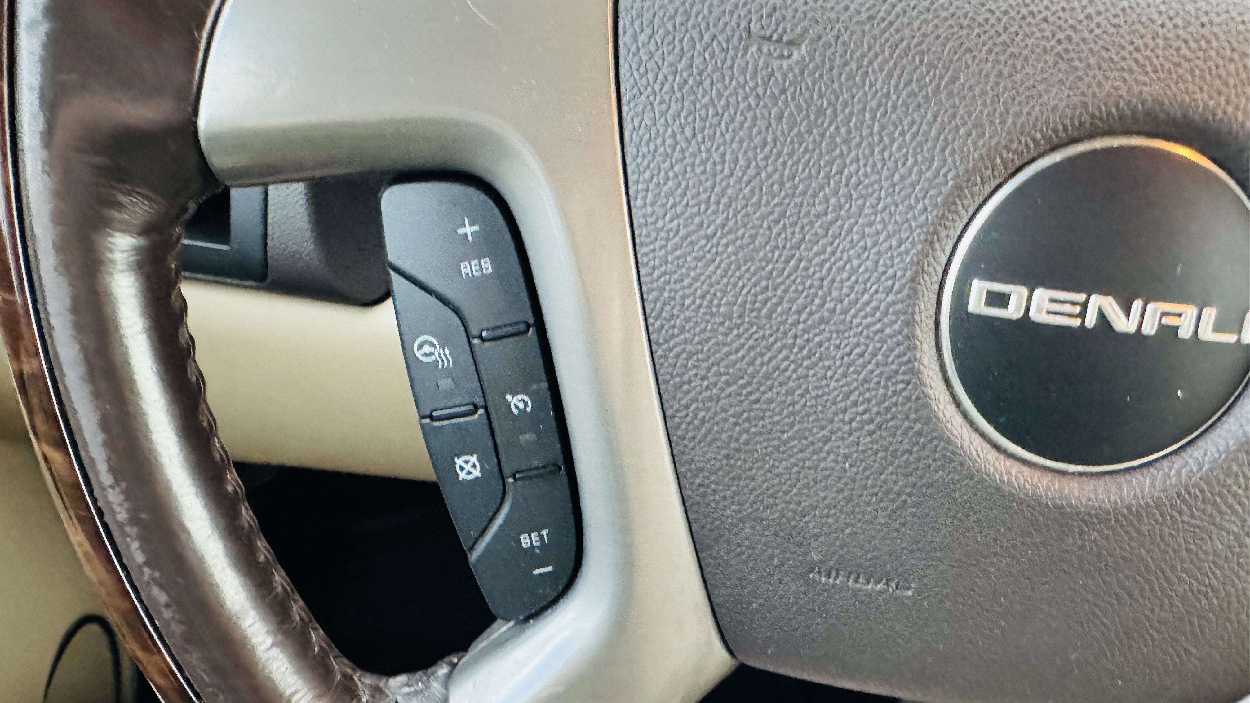 2013 GMC Yukon Denali