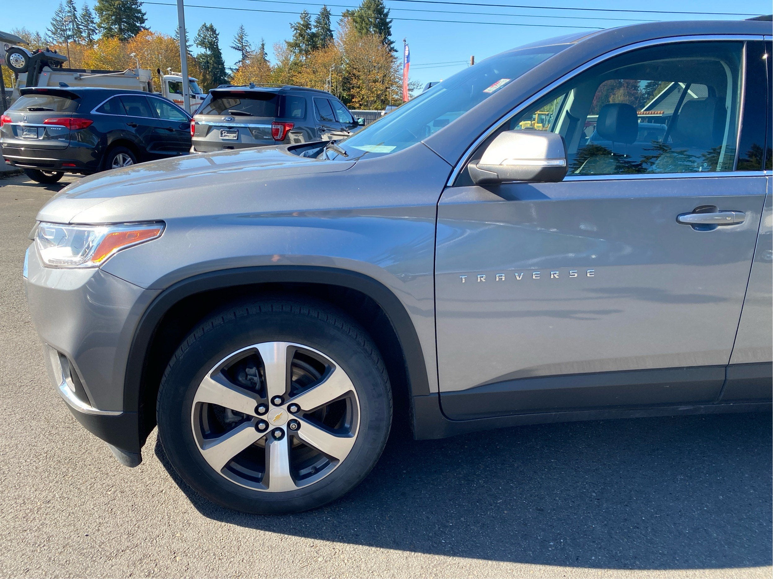 2021 Chevrolet Traverse LT Leather