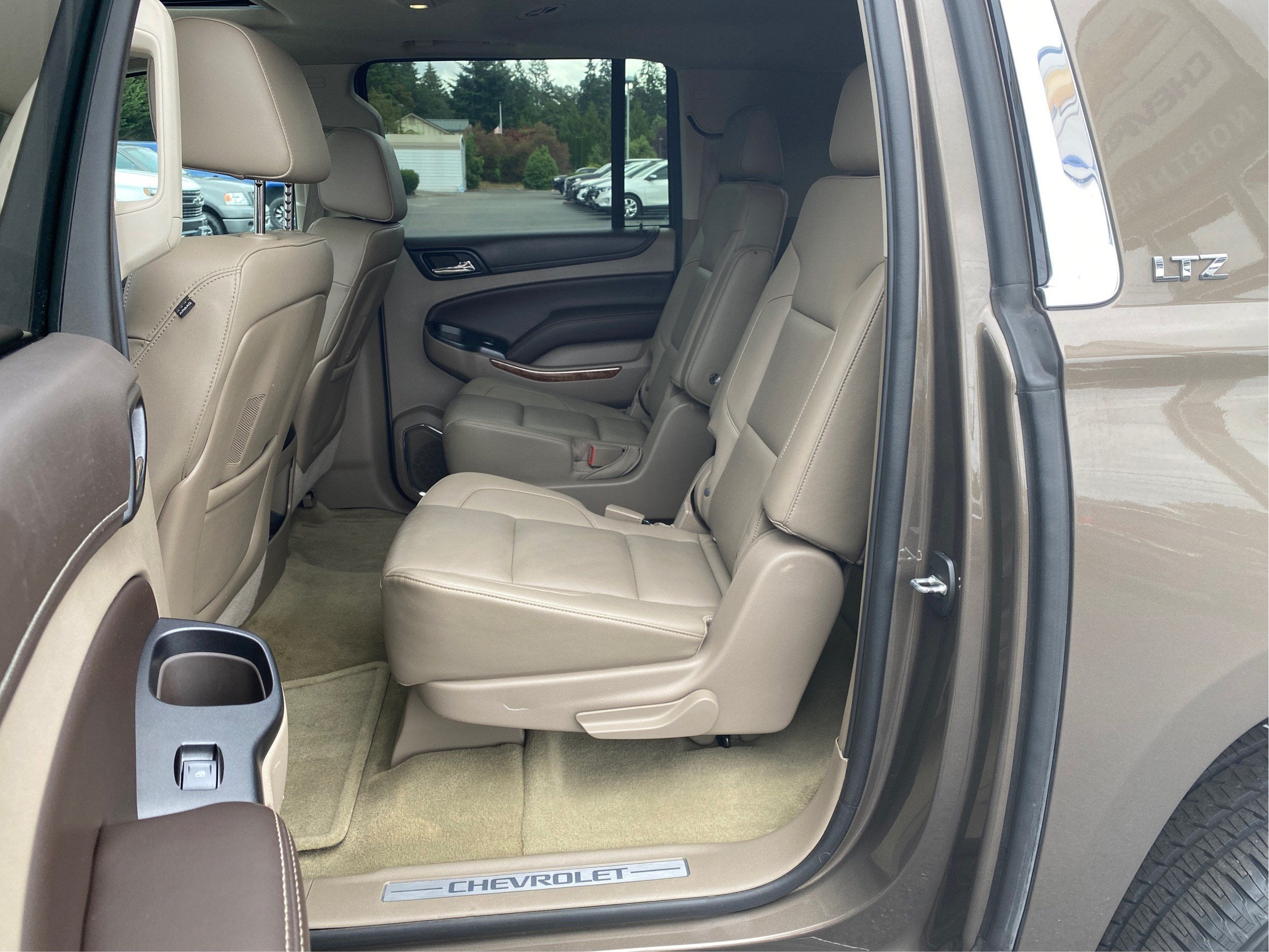 2016 Chevrolet Suburban LTZ