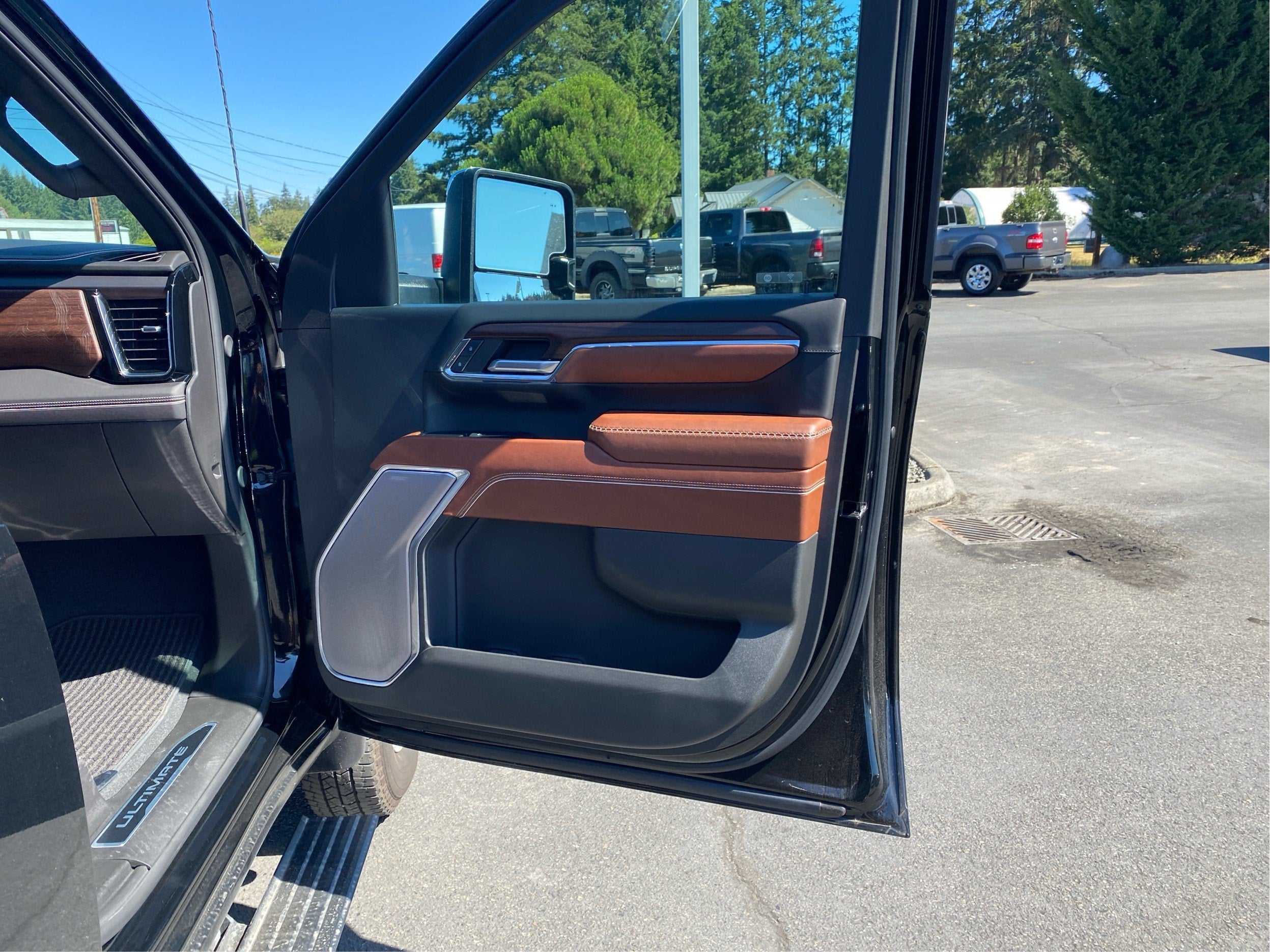 2024 GMC Sierra 3500 HD Denali Ultimate DRW