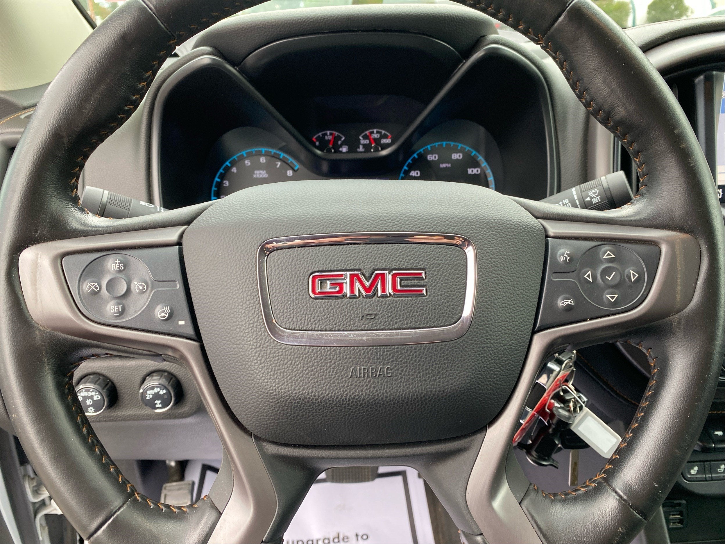 2021 GMC Canyon 4WD AT4 w/Leather