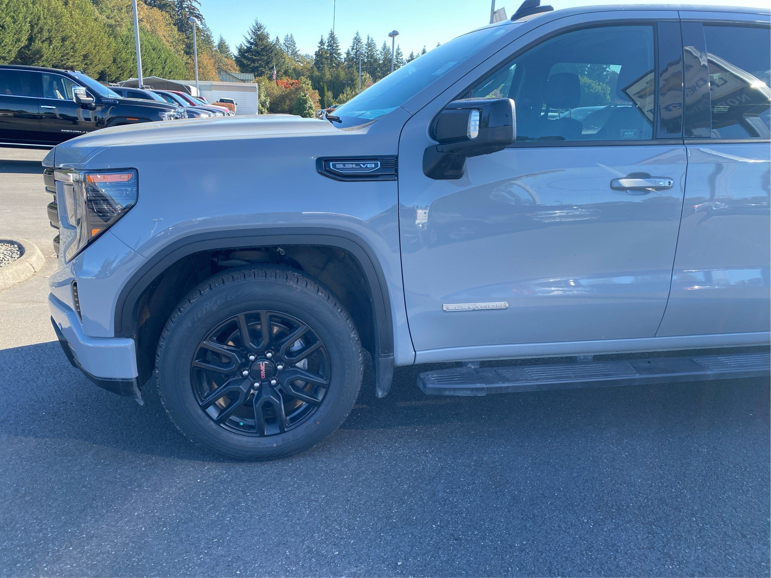 2024 GMC Sierra 1500 Elevation