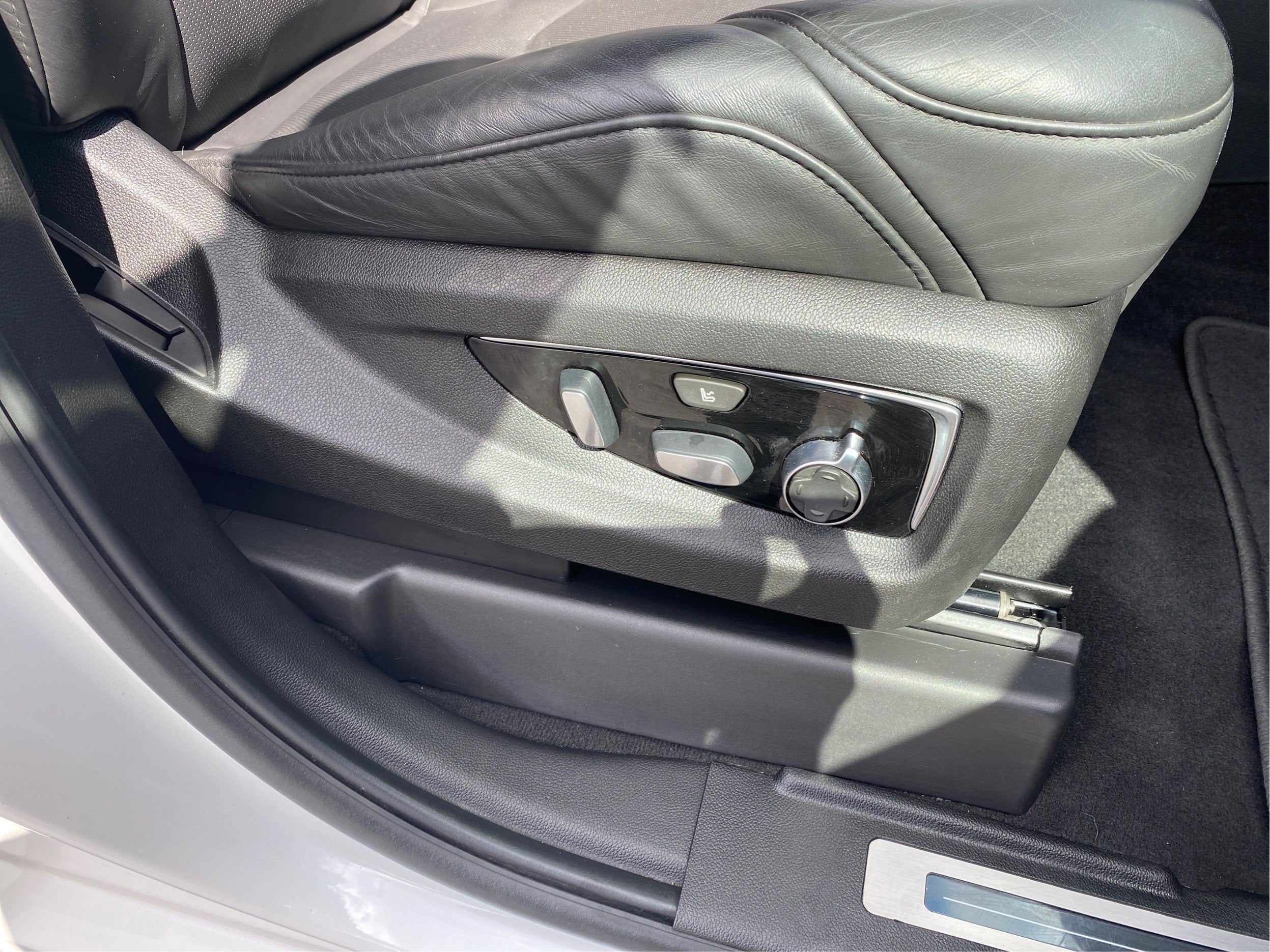 2019 Cadillac Escalade Platinum