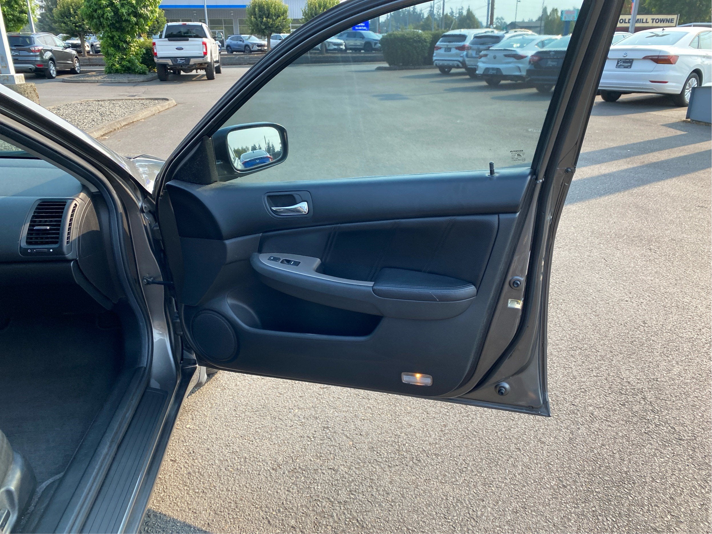 2006 Honda Accord Sdn EX-L V6 with NAVI