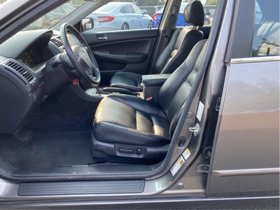2006 Honda Accord Sdn EX-L V6 with NAVI