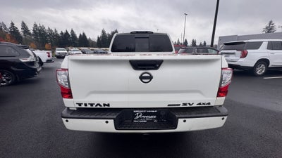2018 Nissan TITAN SV