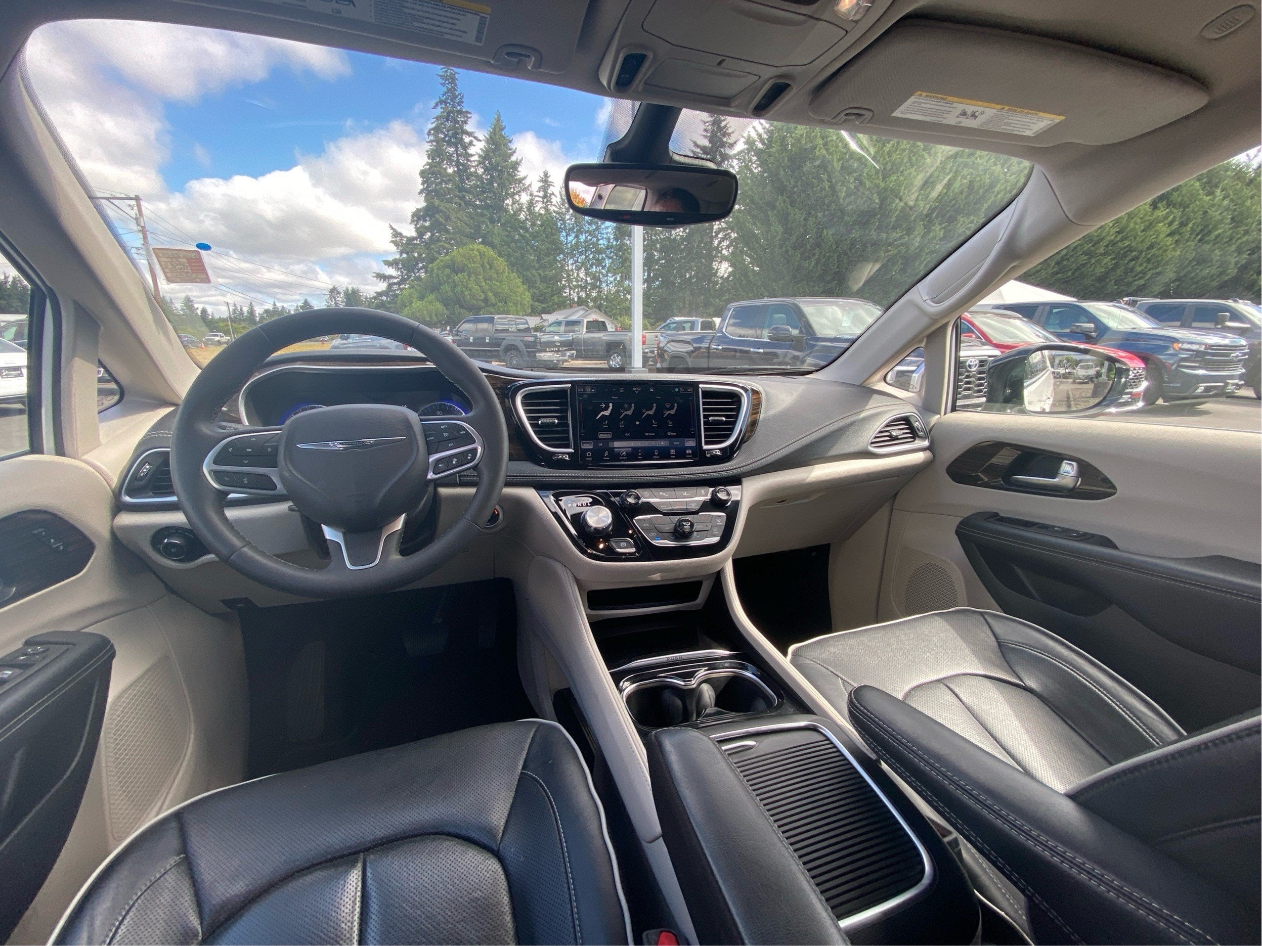 2023 Chrysler Pacifica Limited