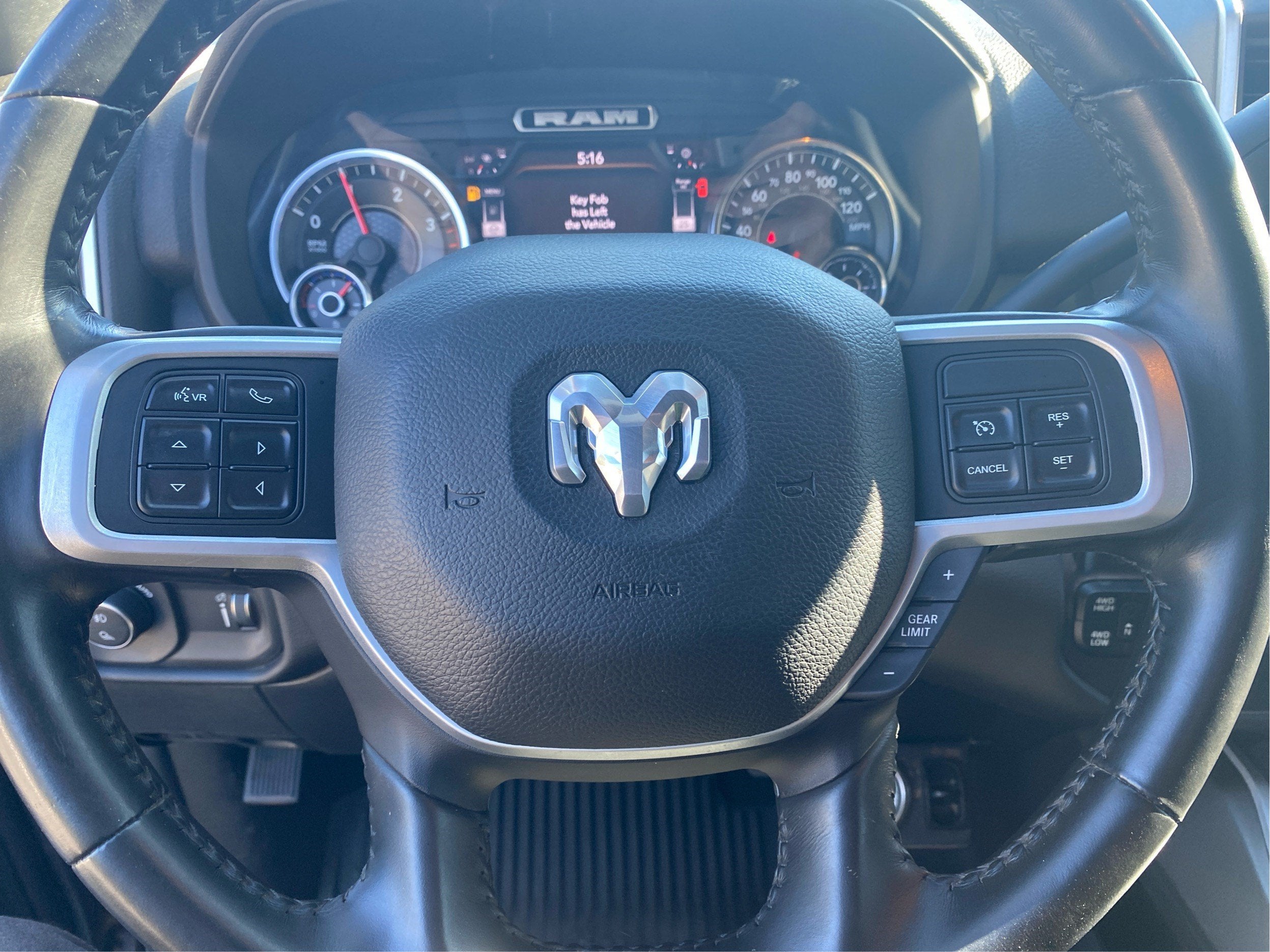 2022 RAM 3500 Big Horn Crew Cab 4x4 8' Box