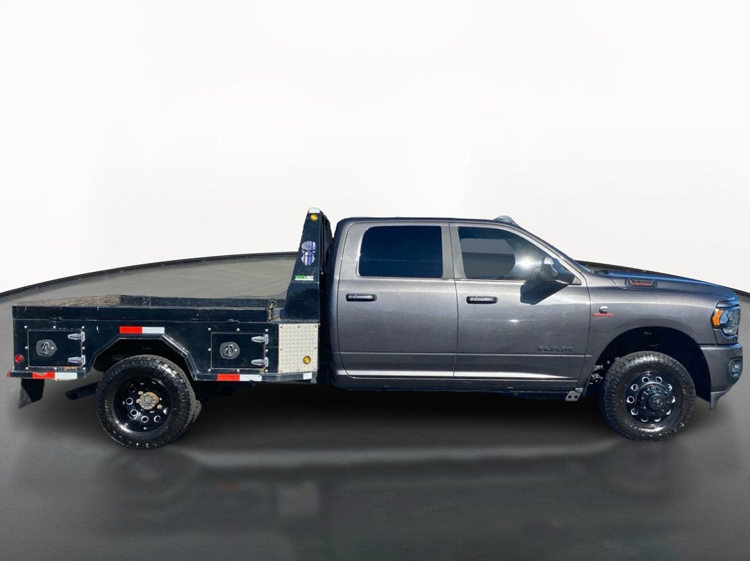 2022 RAM 3500 Big Horn Crew Cab 4x4 8' Box