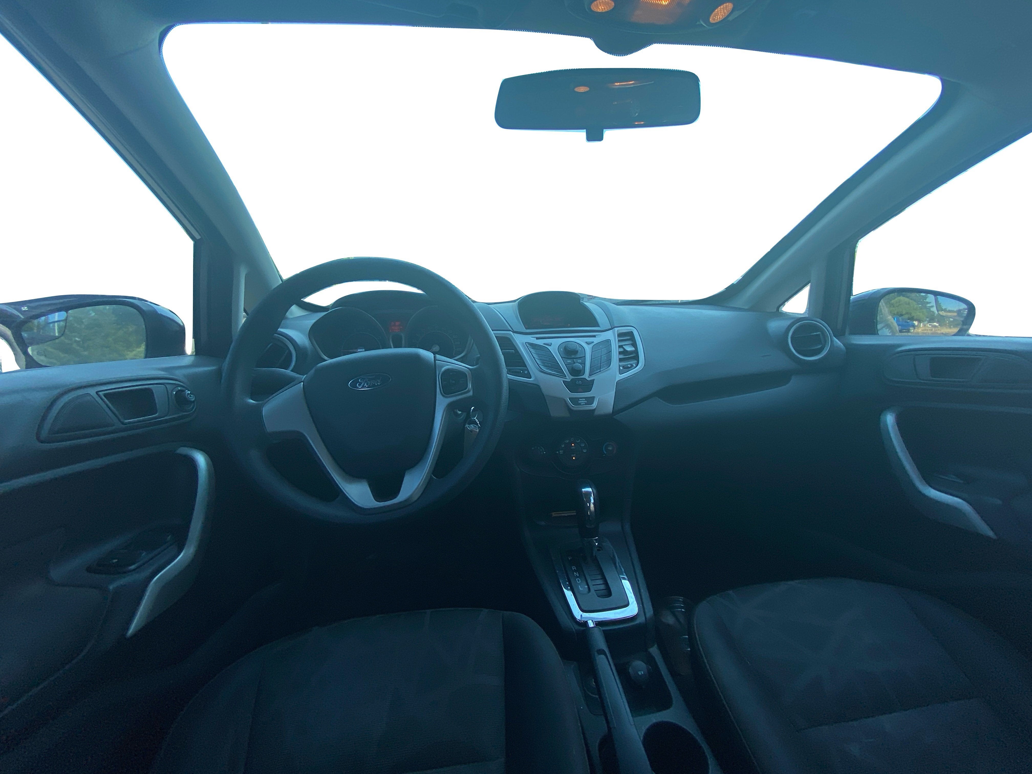 2013 Ford Fiesta SE