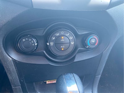 2013 Ford Fiesta SE
