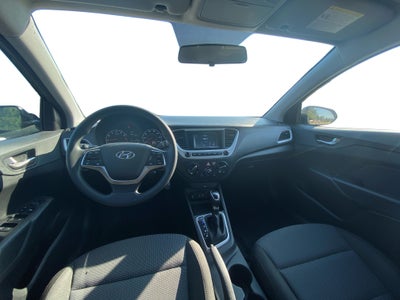 2022 Hyundai Accent SE