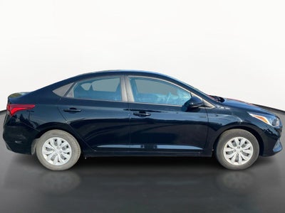 2022 Hyundai Accent SE
