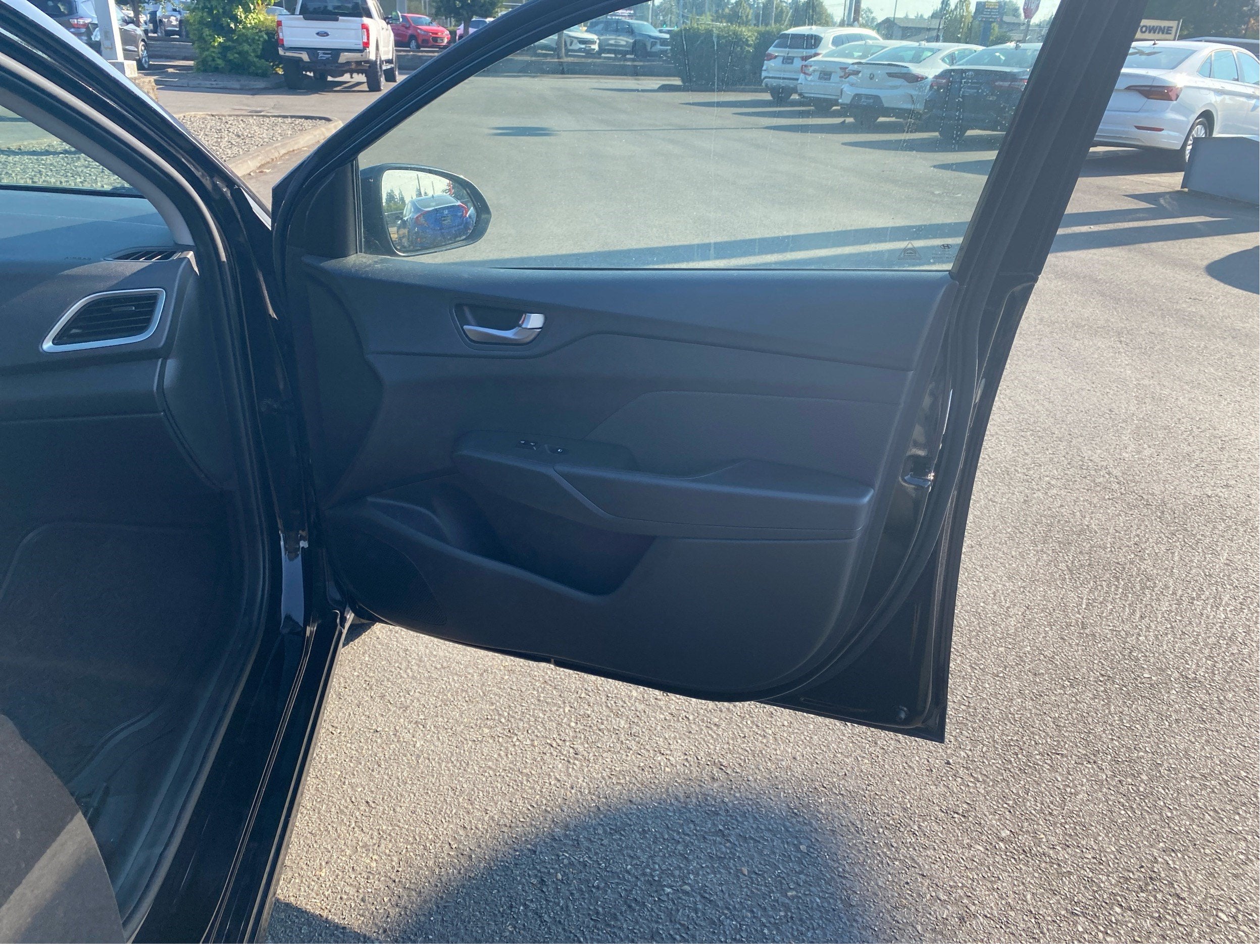 2022 Hyundai Accent SE