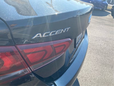2022 Hyundai Accent SE