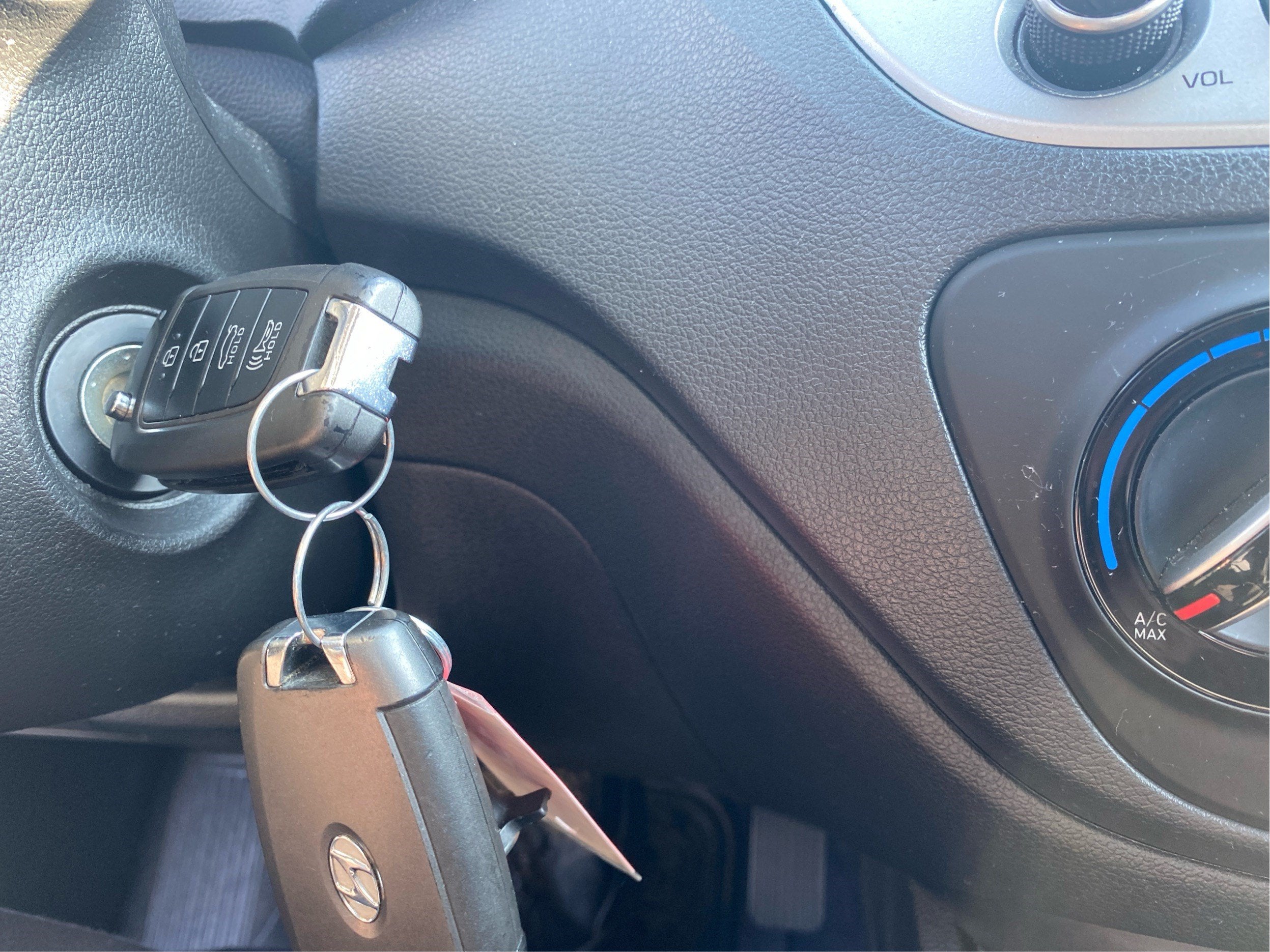 2022 Hyundai Accent SE