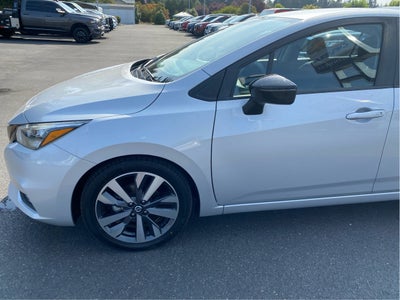 2020 Nissan Versa SR Xtronic CVT