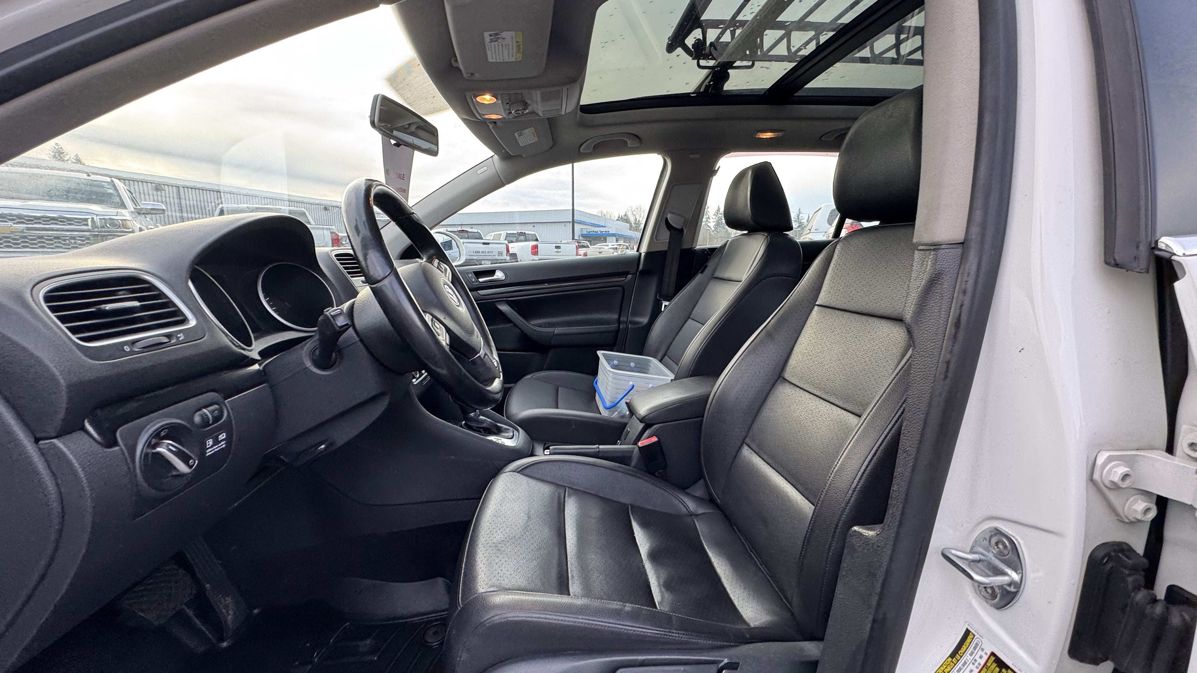 2012 Volkswagen Jetta SportWagen 2.0L TDI