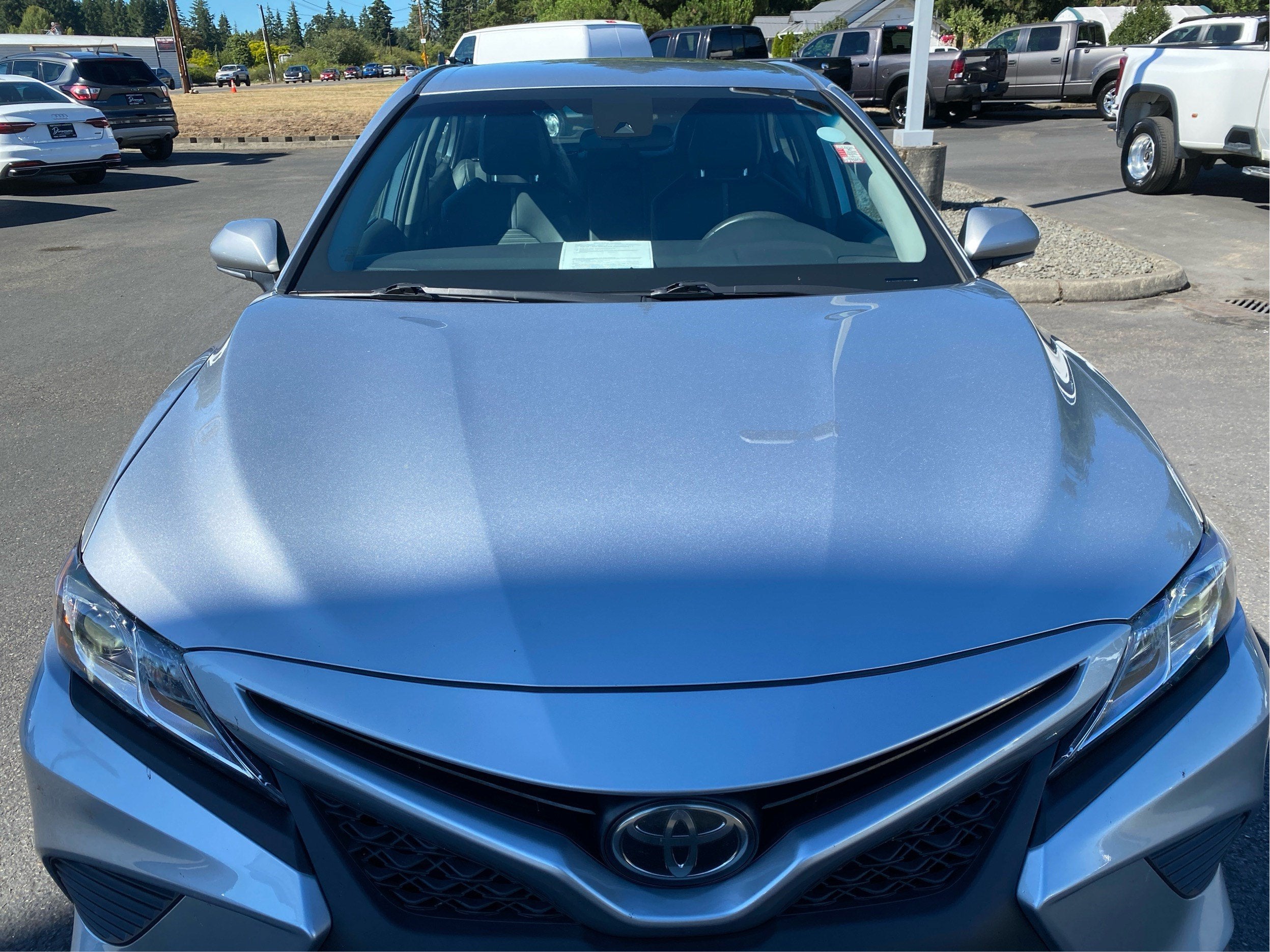 2020 Toyota Camry SE