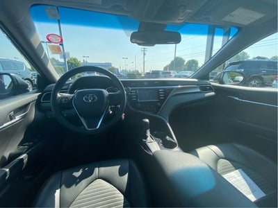 2020 Toyota Camry SE