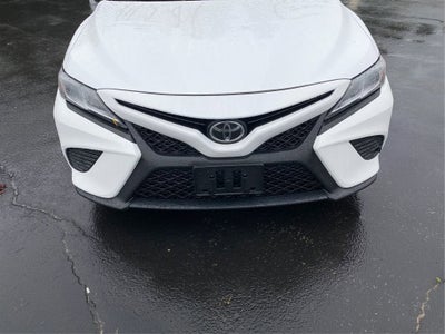 2020 Toyota Camry SE