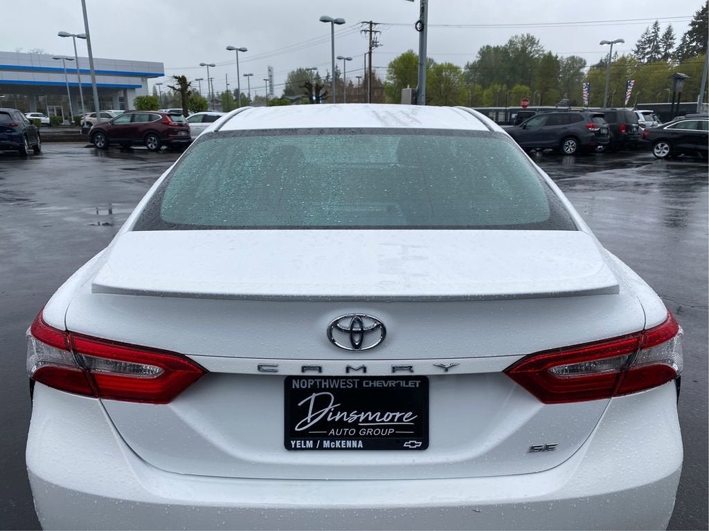 2020 Toyota Camry SE
