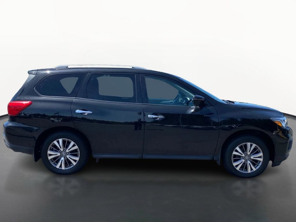 2018 Nissan Pathfinder S
