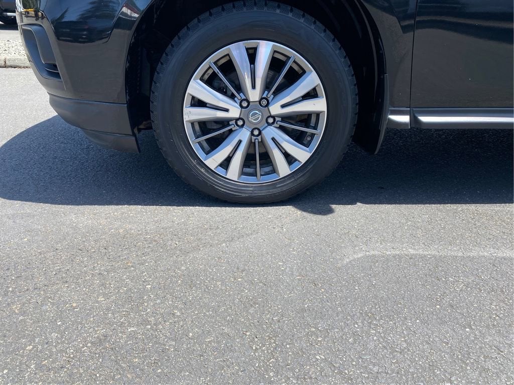 2018 Nissan Pathfinder S