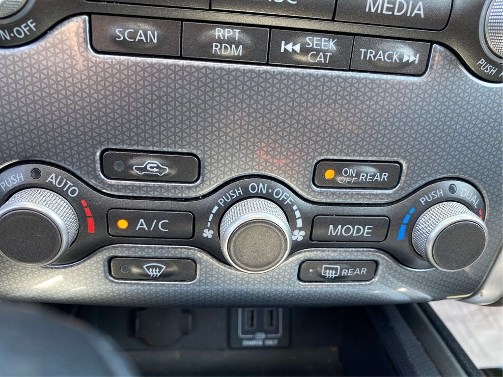 2018 Nissan Pathfinder S