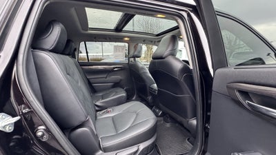 2021 Toyota Highlander Hybrid Platinum