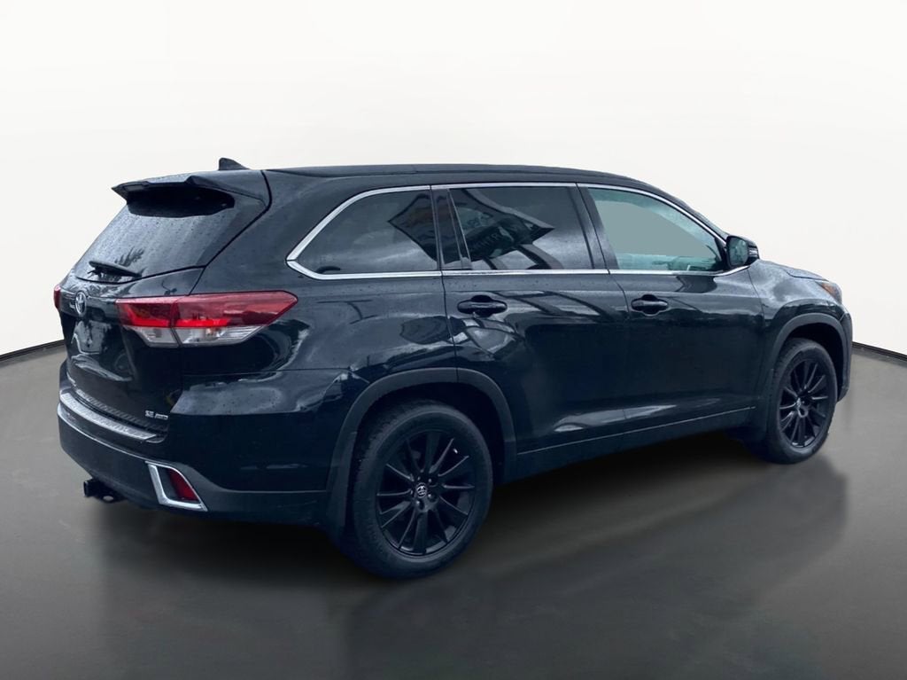 2019 Toyota Highlander SE