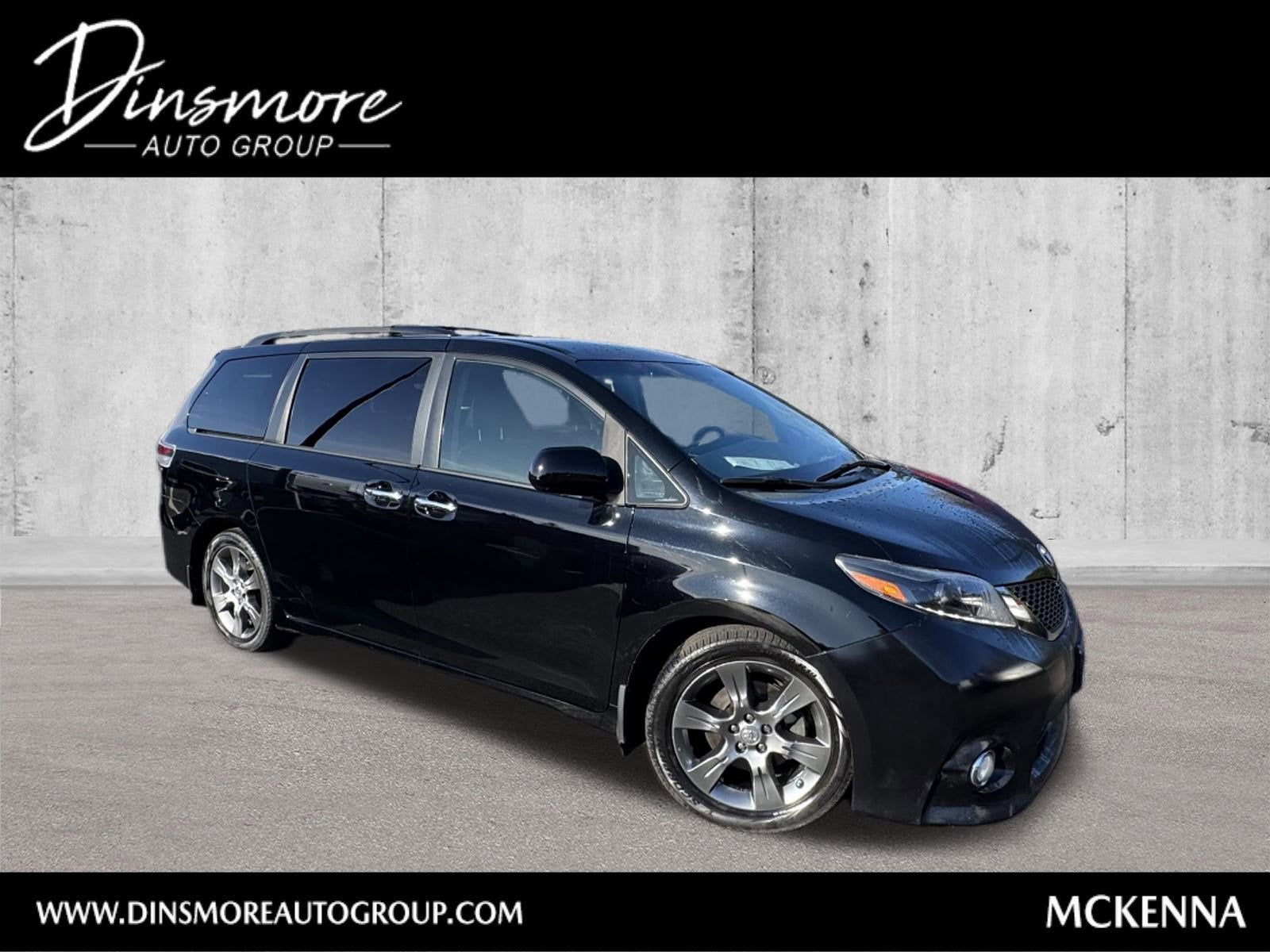 2015 Toyota Sienna SE 8 Passenger