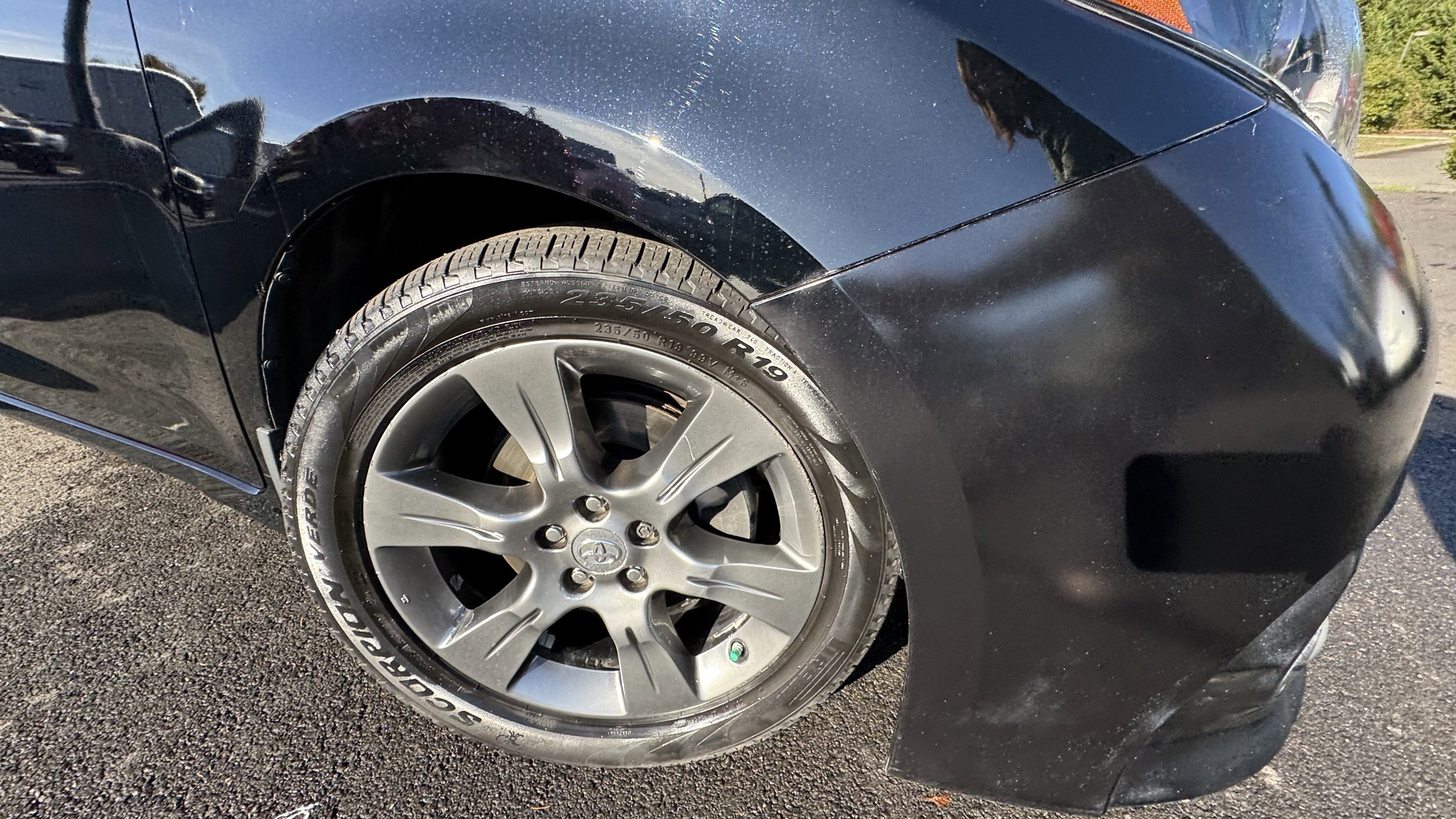 2015 Toyota Sienna SE 8 Passenger